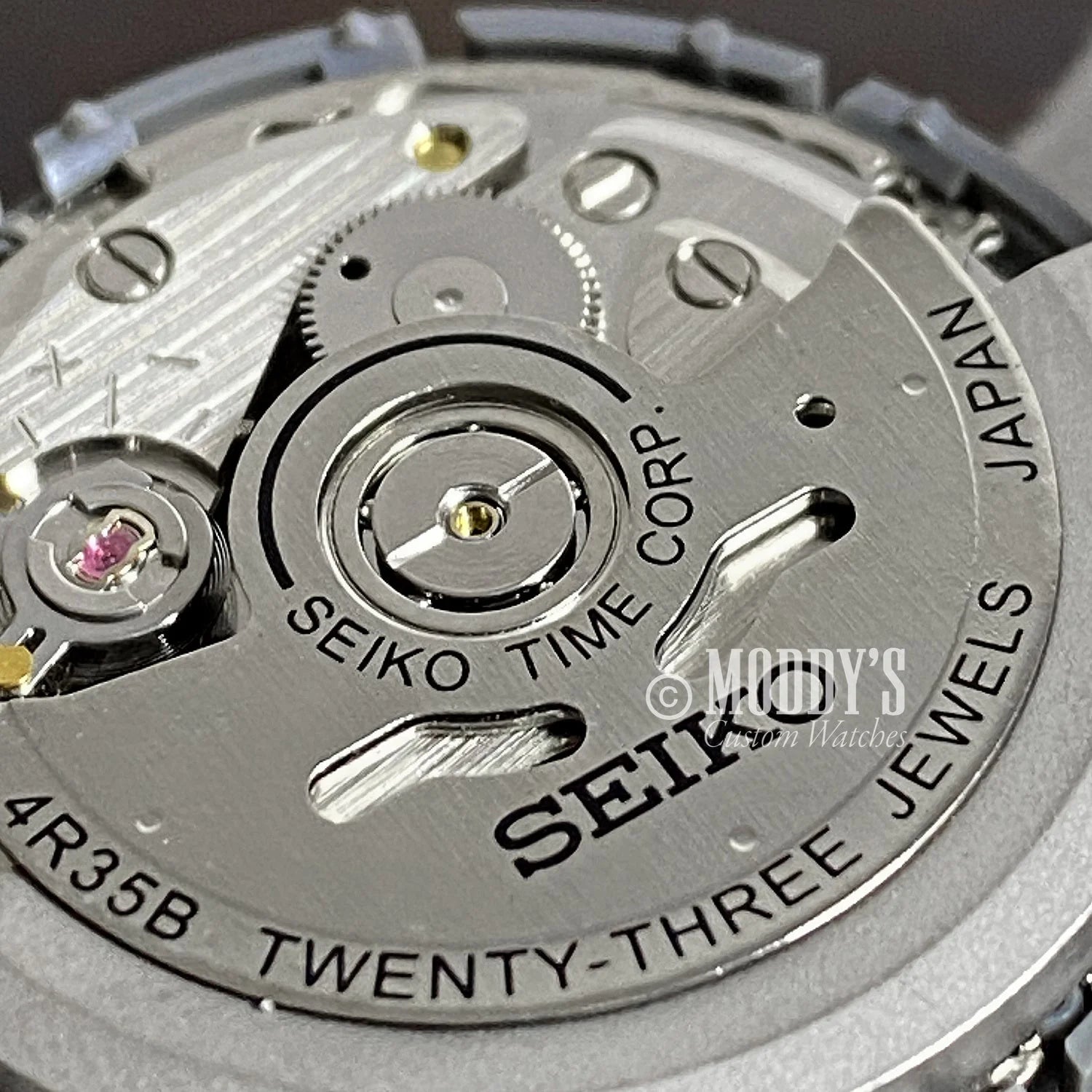 Silver watch movement mechanism of Premium Rotor x1 for Seiko mods and movements