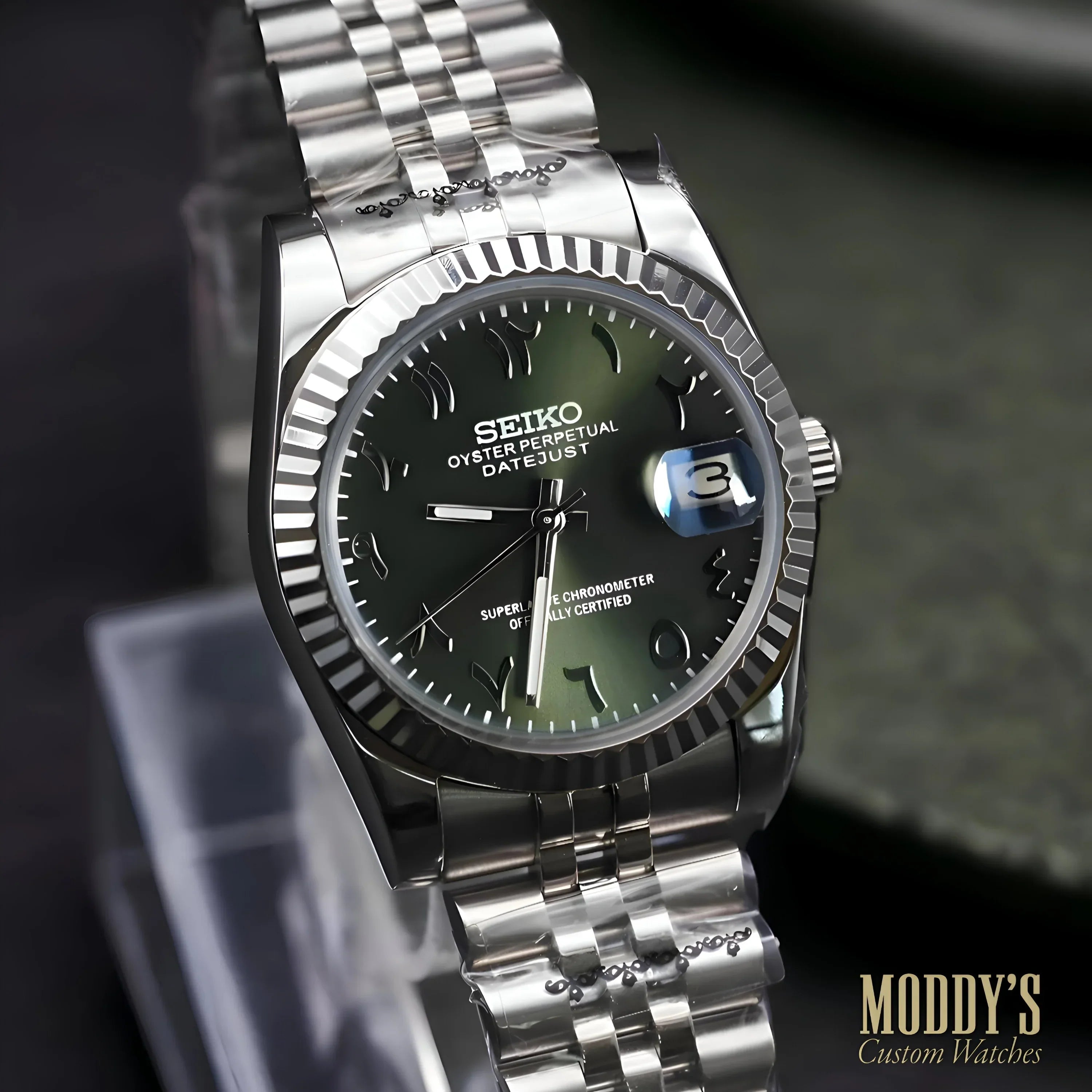 Seiko mod Datejust with gradient green dial and unique style