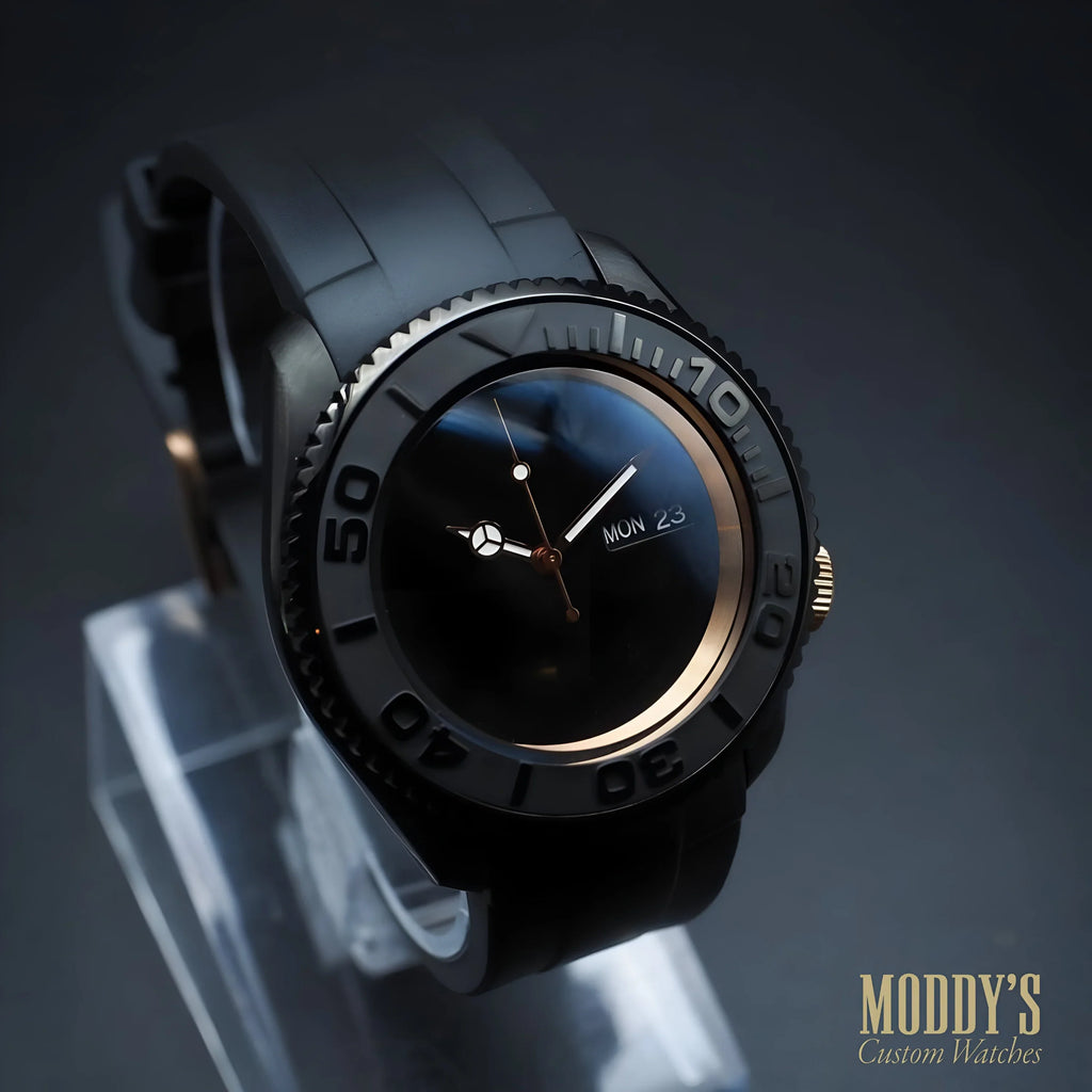 mod　custom Seiko Mod Custom Homage Black Open-Heart Dial - Timeless