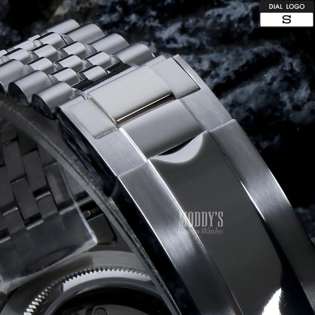Seikojust | Roman Champagne