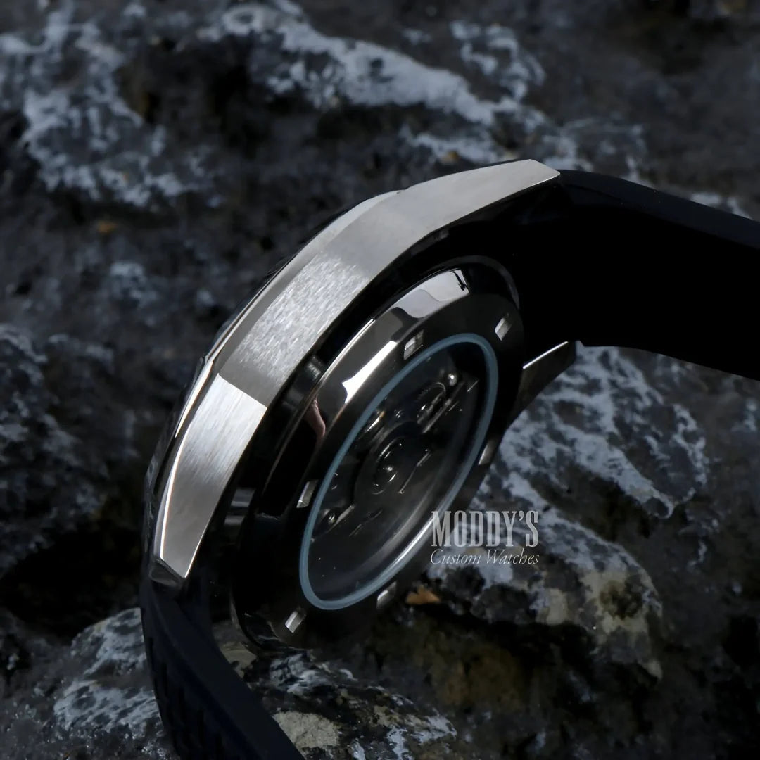 Seikonaut | Black