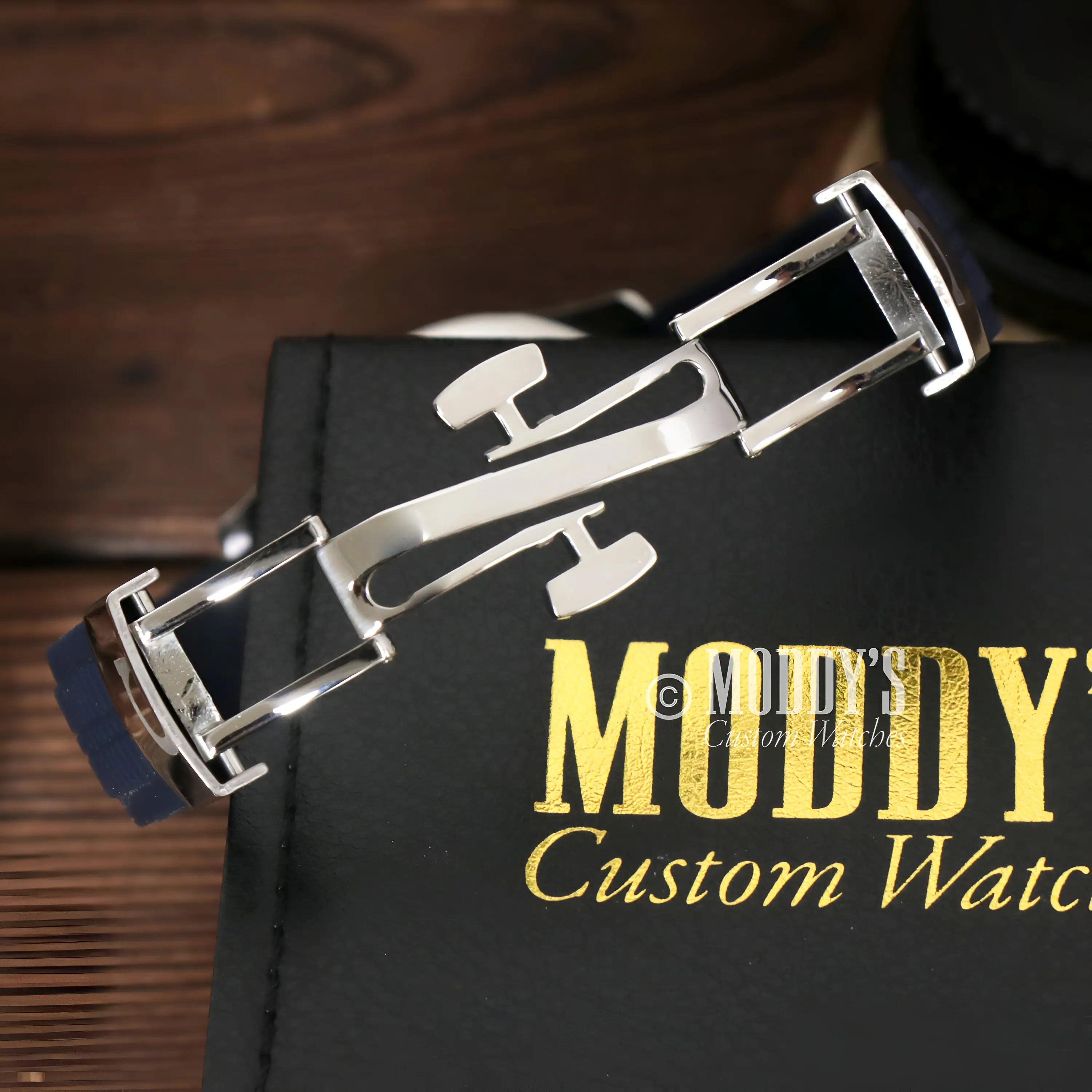 Seiko NH35 silver watch strap with blue leather accents and buckle