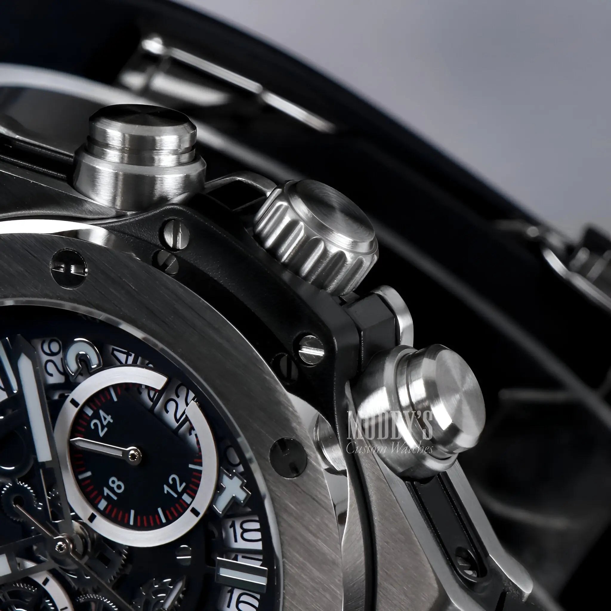 Black and silver Big Bang Skeleton chronograph watch with VK63 hybrid movement