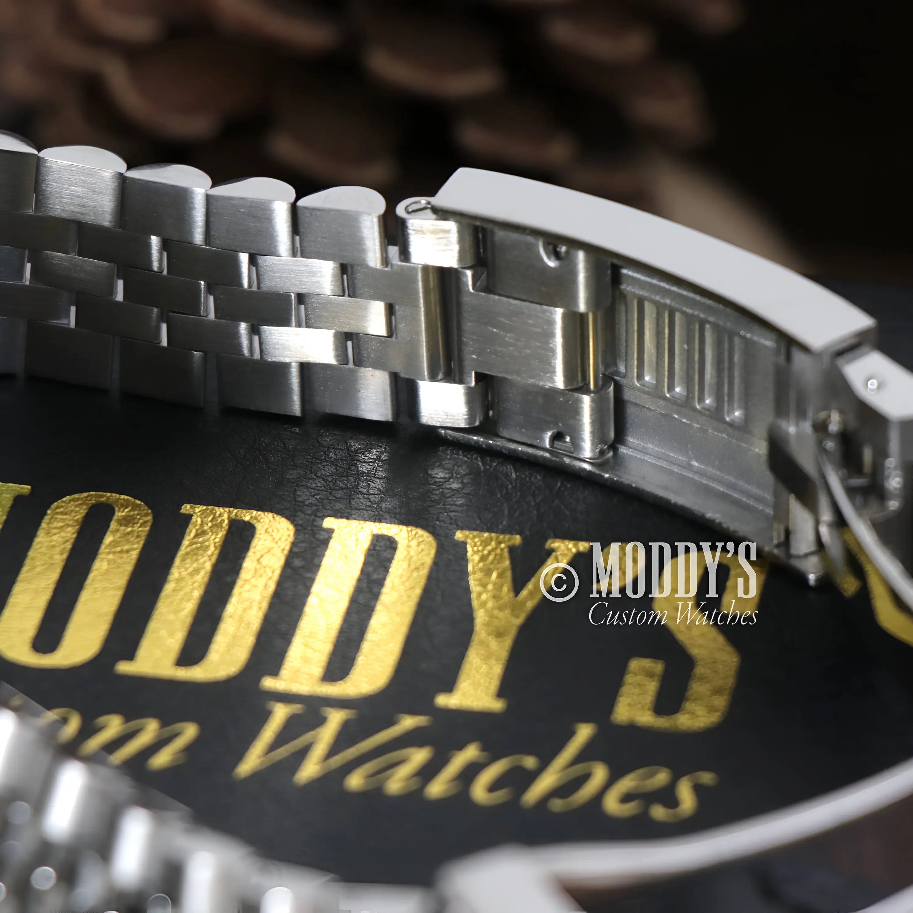 Seiko mod Datejust pink watch with 316L stainless steel bracelet and folding clasp