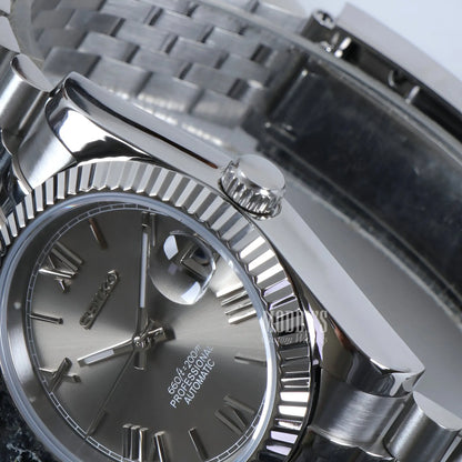 Seiko mod Datejust with NH35 automatic, silver dial, Roman numerals