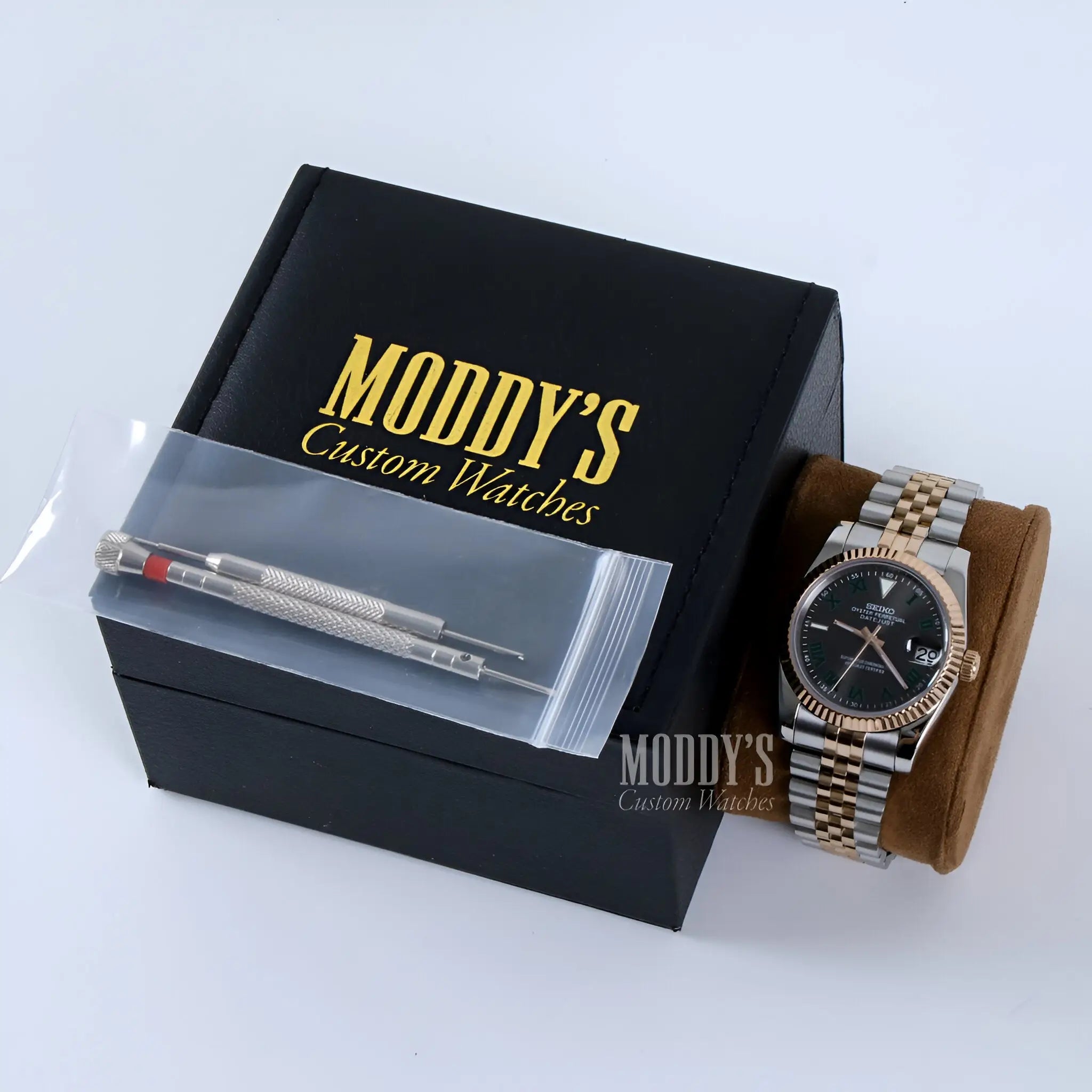 Seikojust Wimbledon two-tone 316L stainless steel watch with NH35 automatic movement