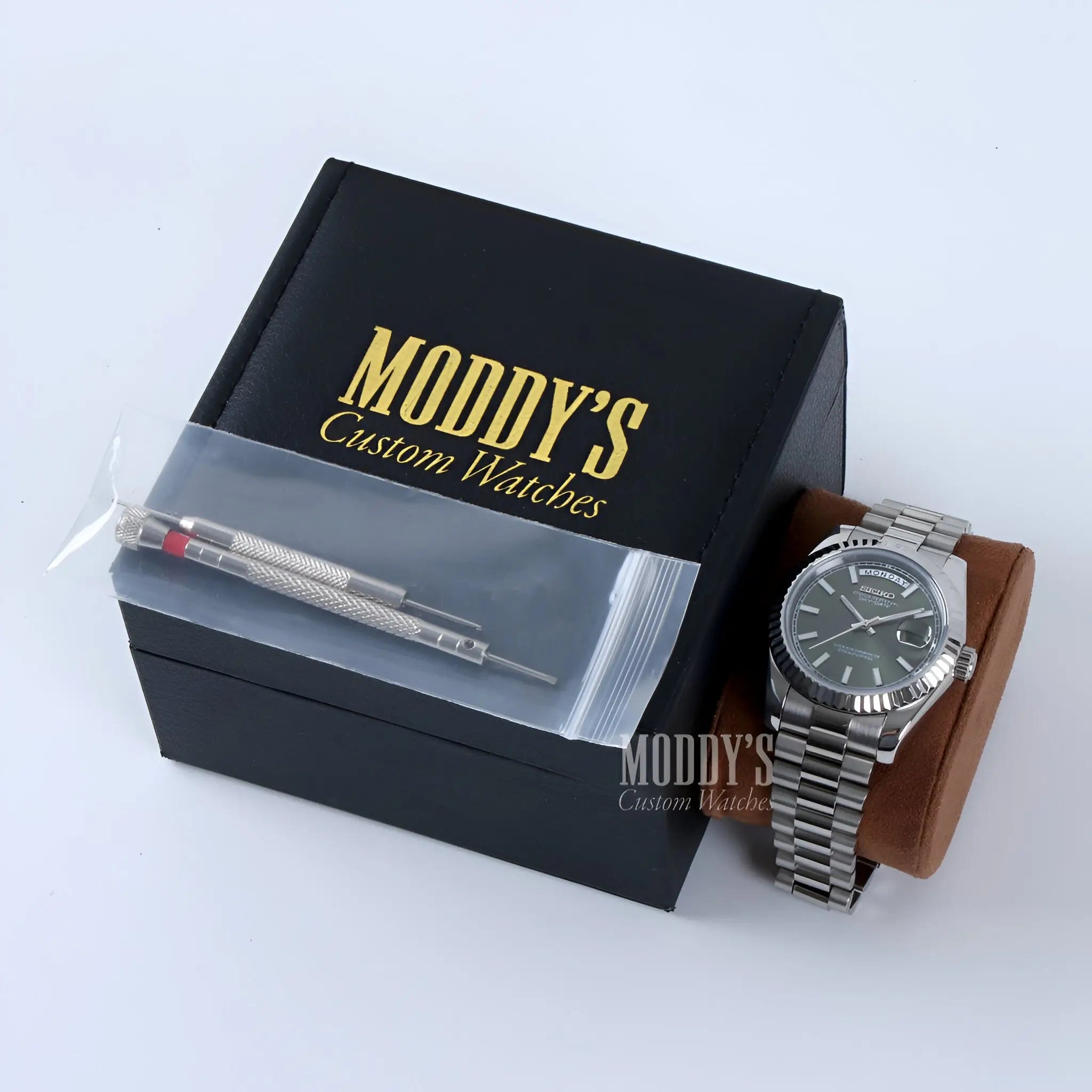 Seiko mod Rolex Datejust with silver dial, black bezel, 316L stainless steel automatic movement