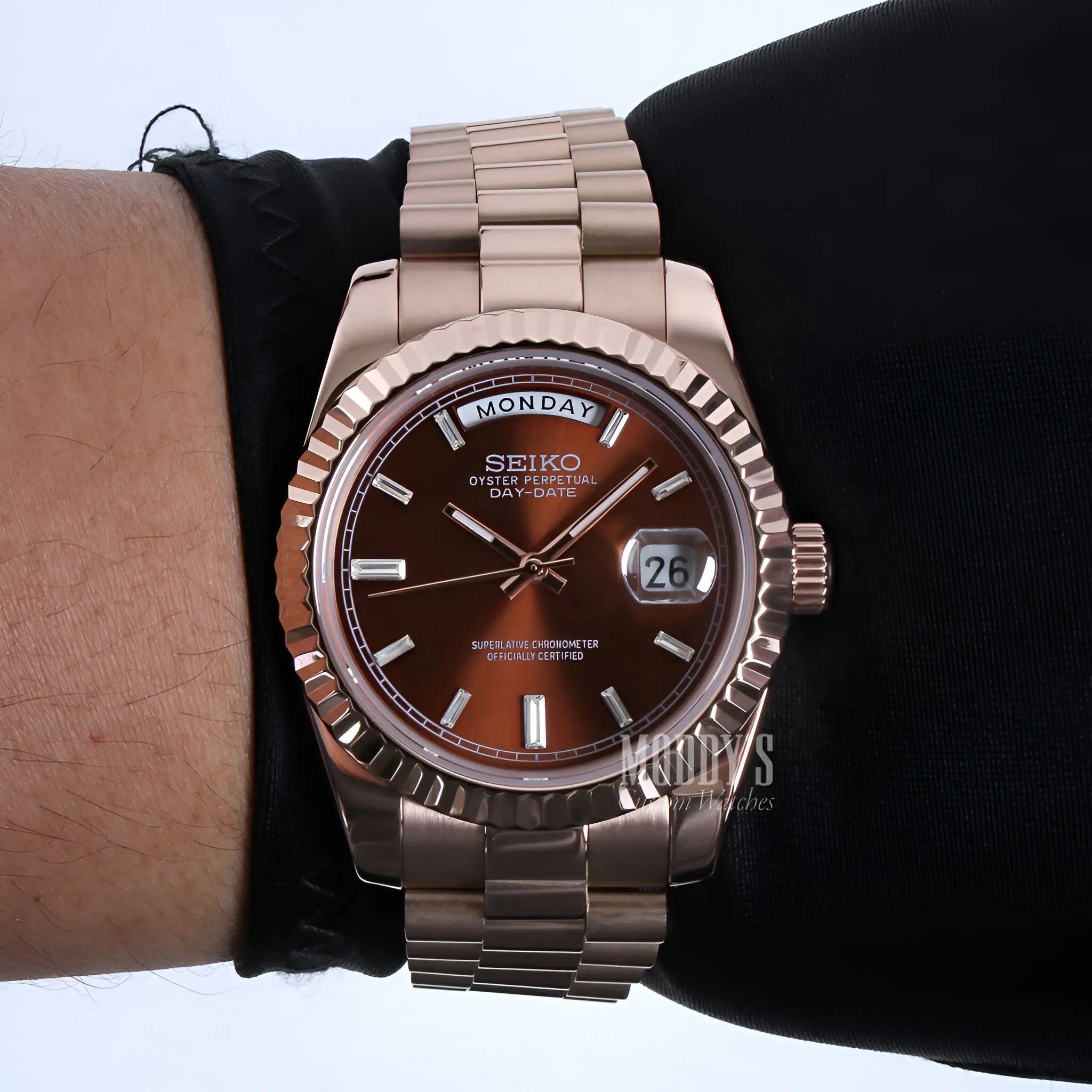 Rose gold Seiko mod watch with brown dial, date, 316L steel, automatic movement