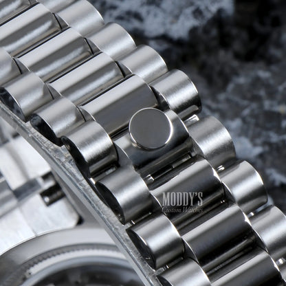 Seiko mod Daydate Royal Blue with 316L stainless steel band and automatic movement