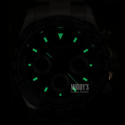Seiko VK63 hybrid luminous green watch in iconic Daytona design