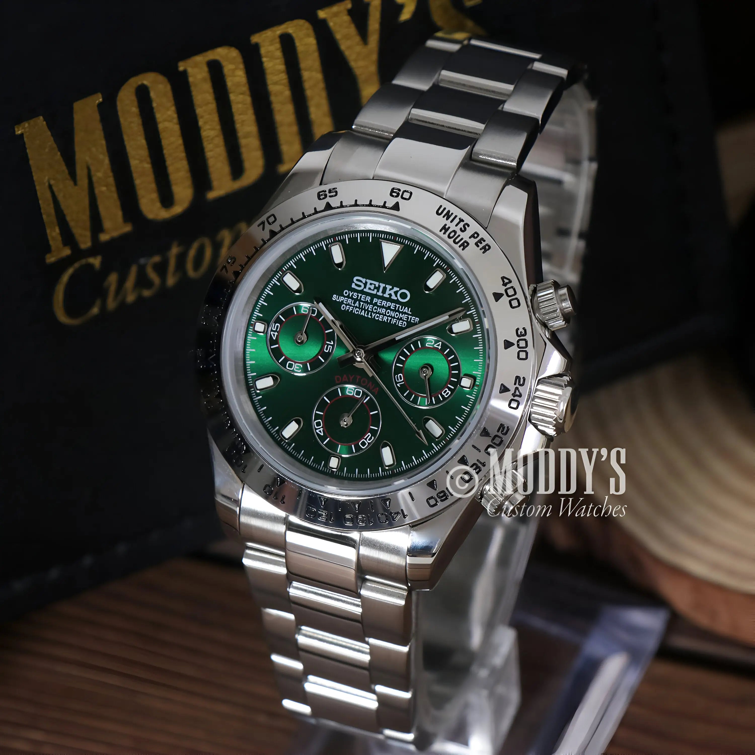 Seiko VK63 hybrid mod Daytona watch in green with stainless steel 316L band