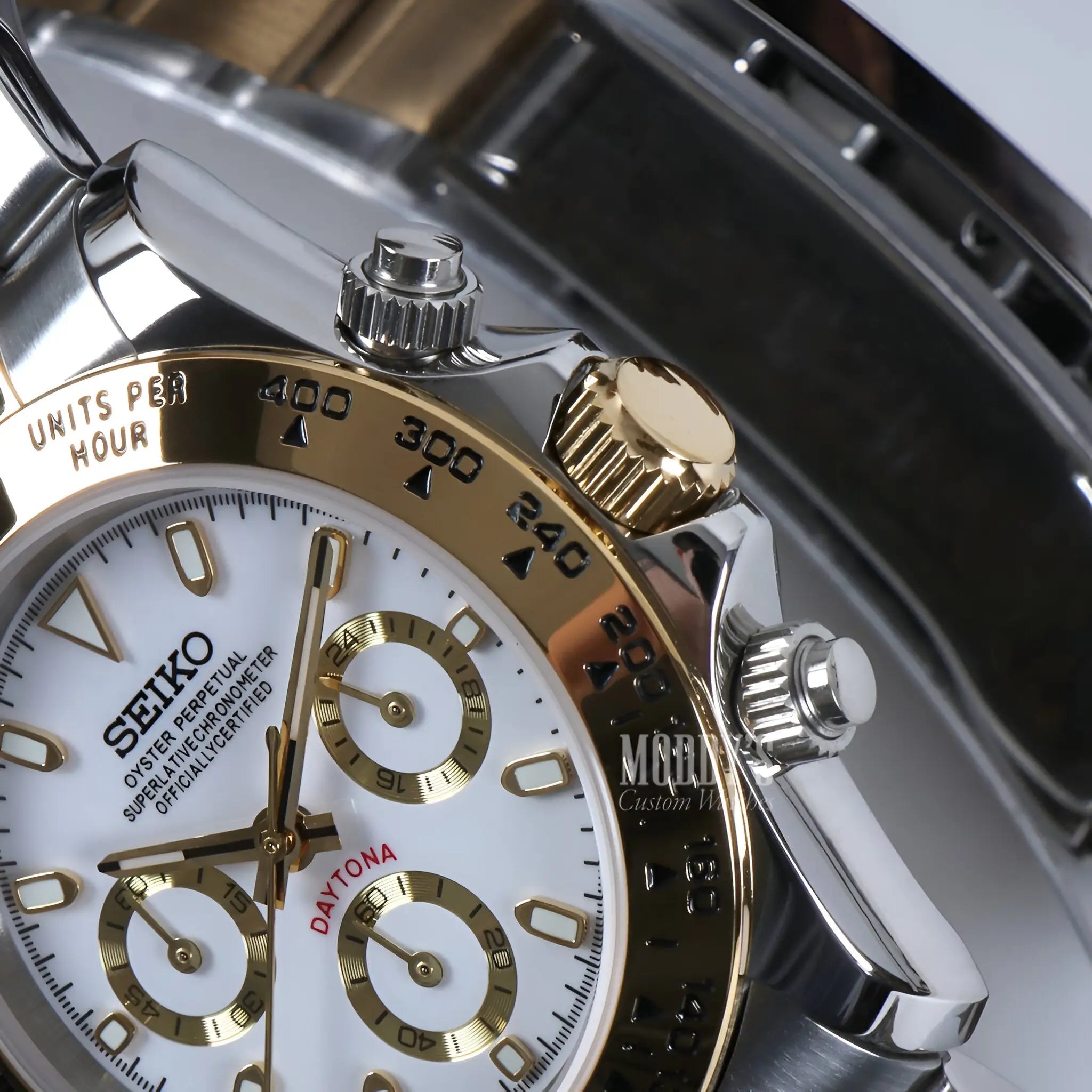 Seiko VK63 hybrid mod Daytona chronograph watch in silver-gold with white dial