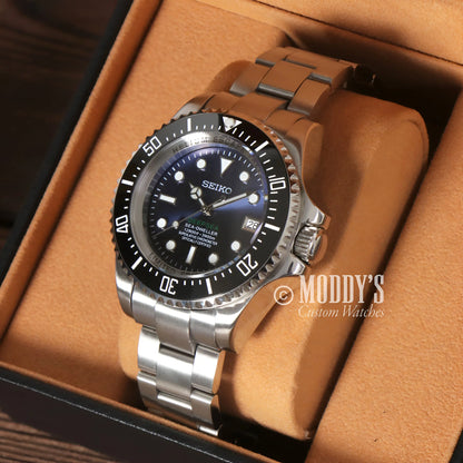 Seiko NH35 automatic mod Deepsea with 316L stainless steel bracelet and black dial