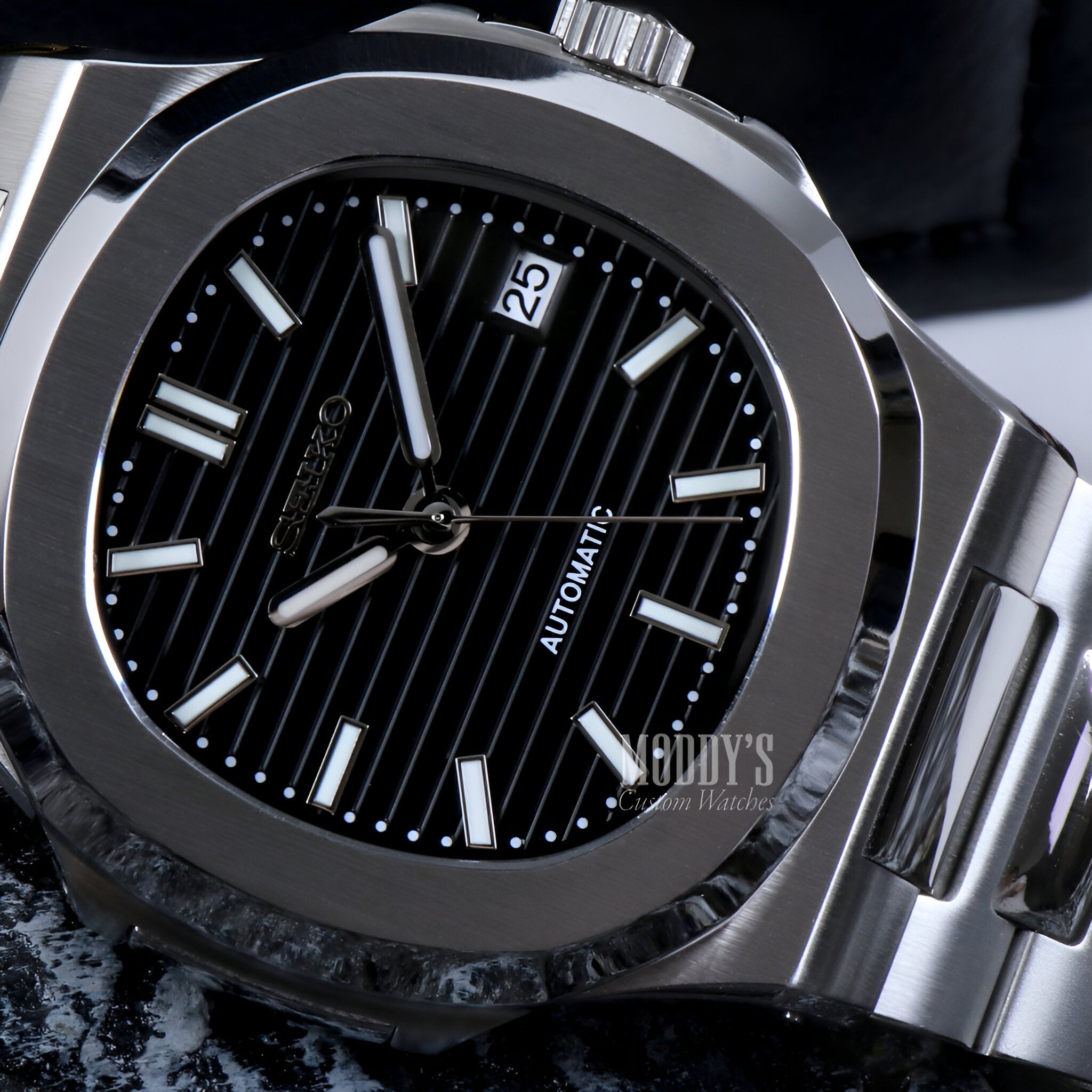 Nautiko | Black