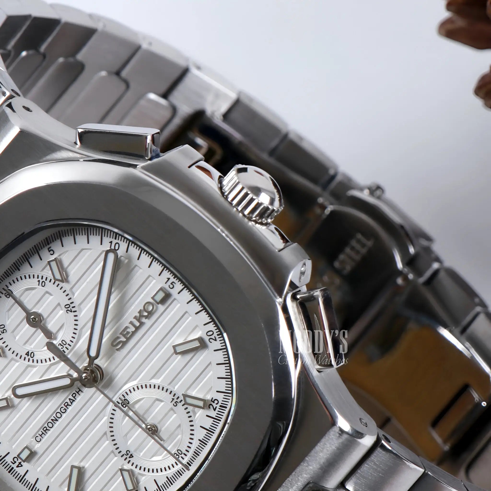 Seiko Nautiko Chrono White mod Nautilus watch with 904L steel band