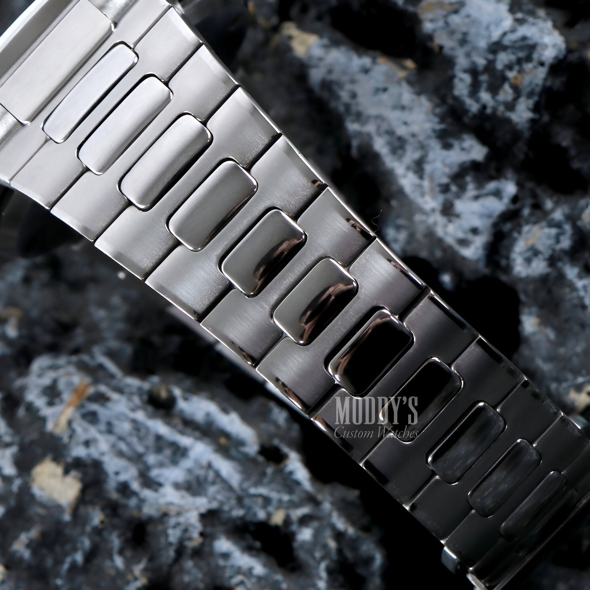 Nautiko | Metallic Green