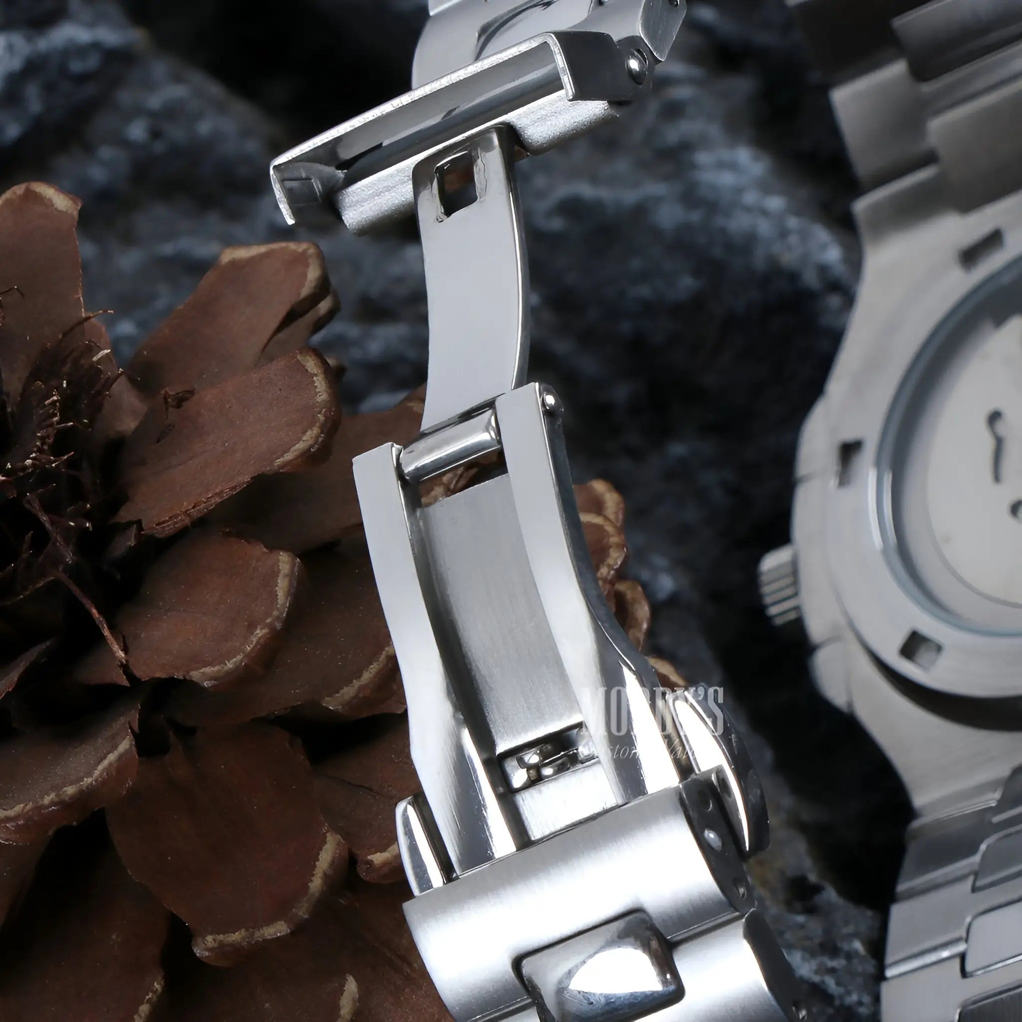 Seiko mod Nautilus NH35 automatic white dial watch with silver stainless steel band