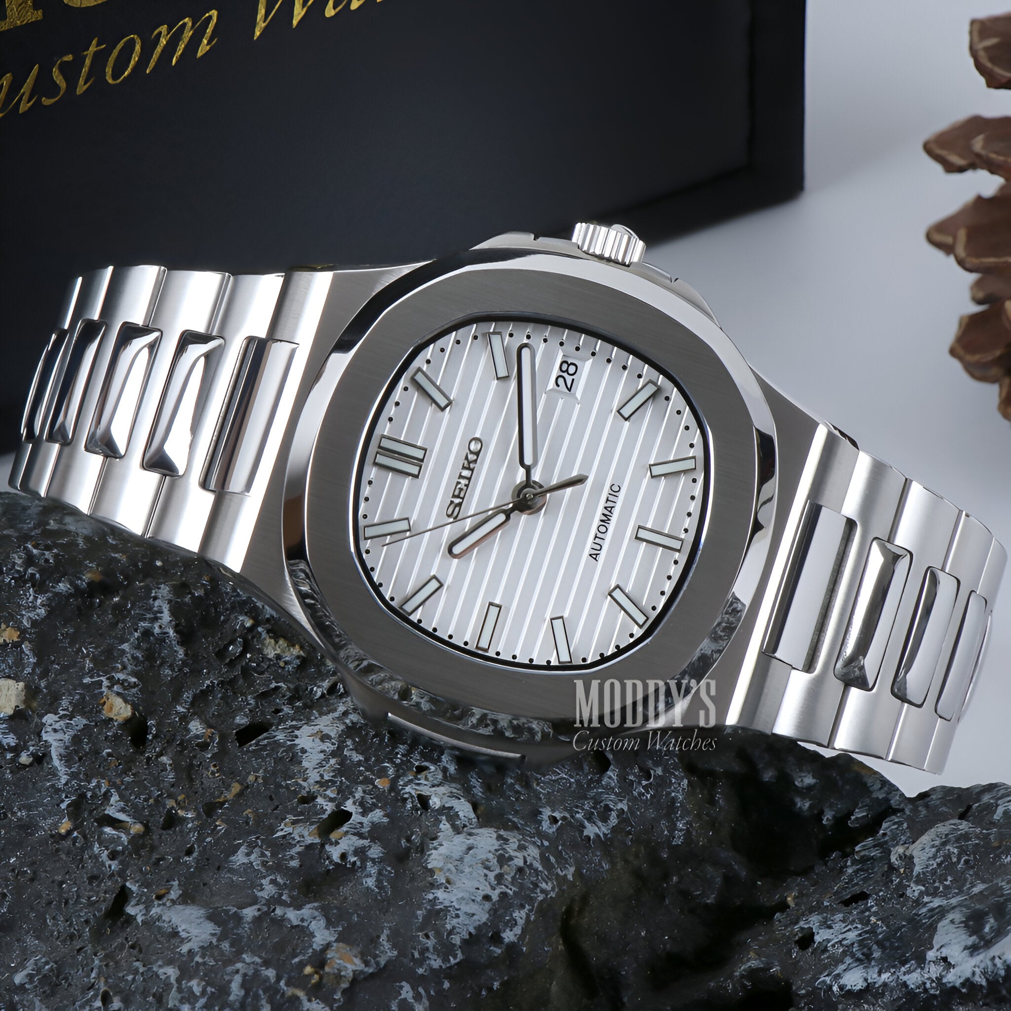 Nautiko | White
