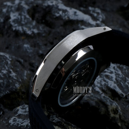 Seiko NH35 automatic silver watch with black rubber strap