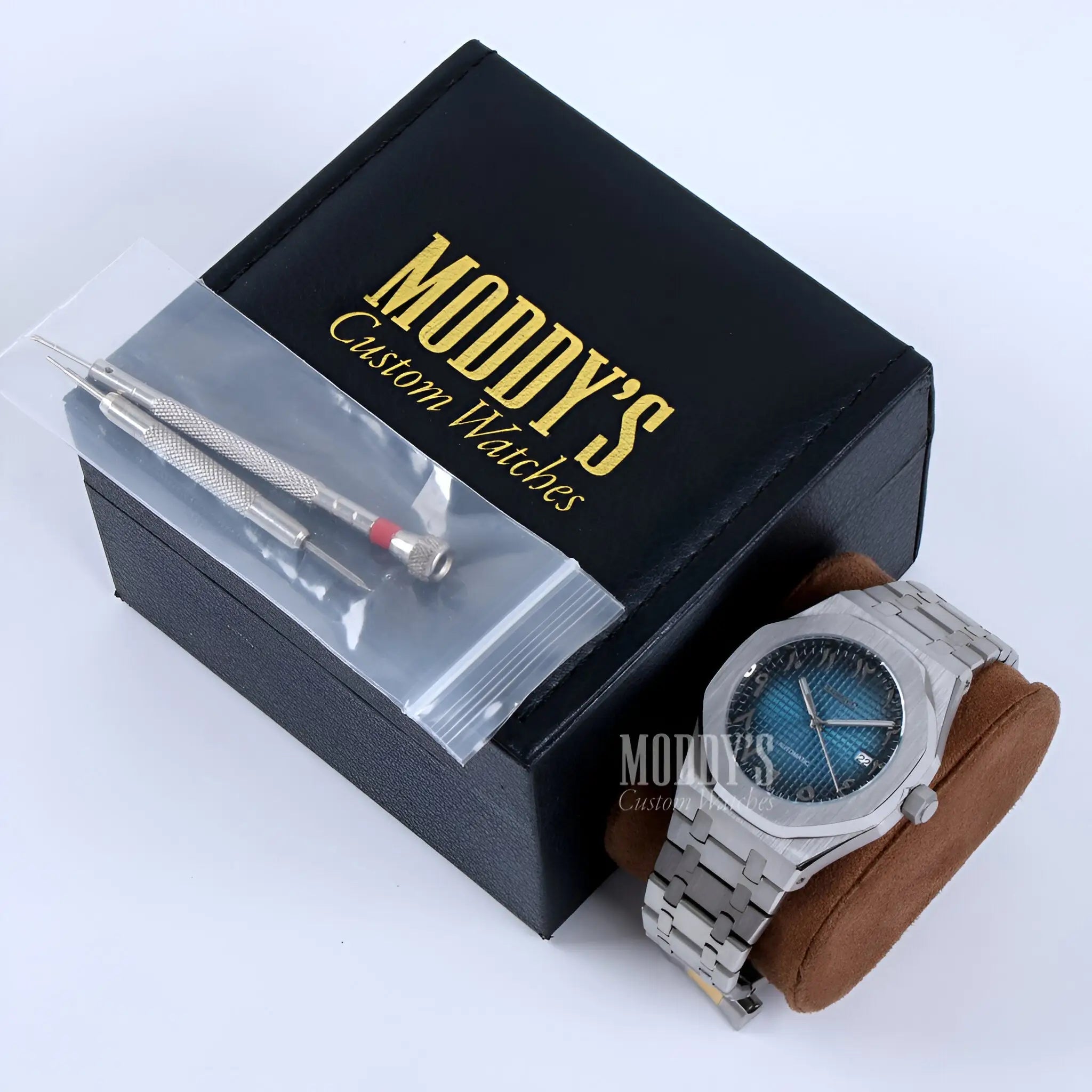 Silver Audemars Piguet Royal Oak mod with Seiko NH35 automatic blue dial