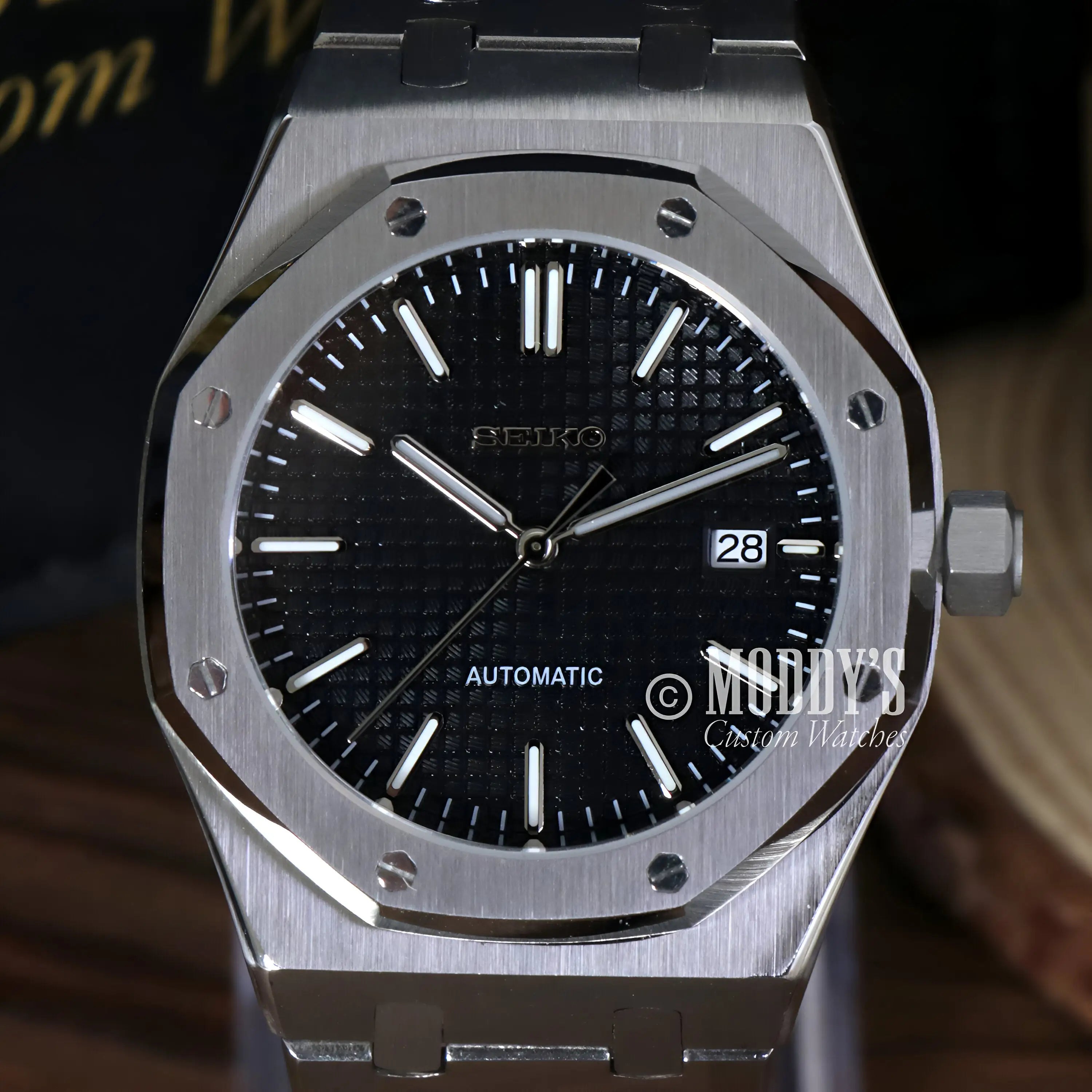 Royal Oak mod Seiko NH35 automatic watch with black dial and date