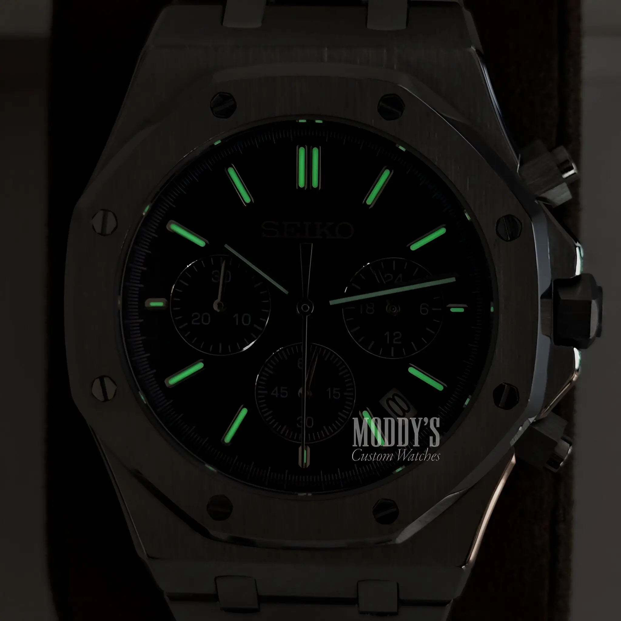 Royal Seikoak Chrono Black with royal oak design and hybrid movement