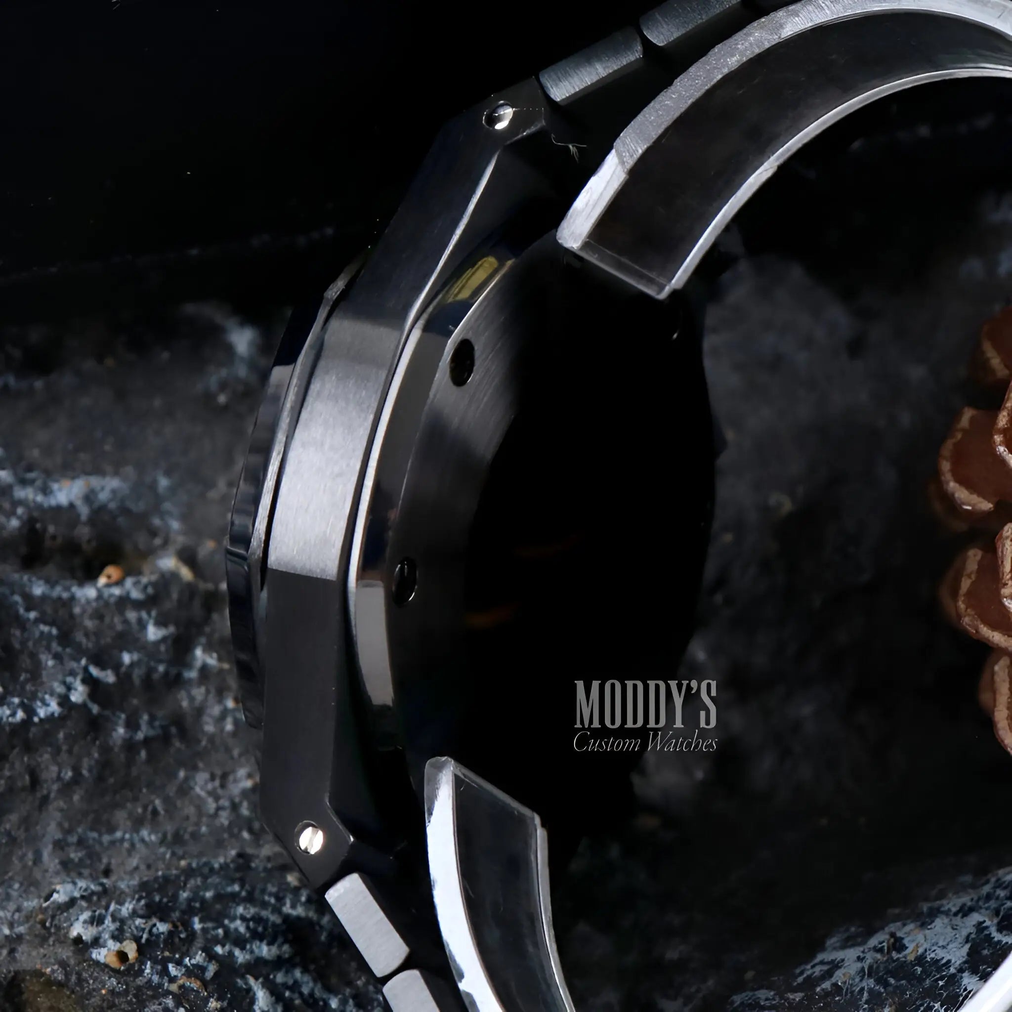 Royal Seikoak Chrono Triple Black watch with stainless steel band