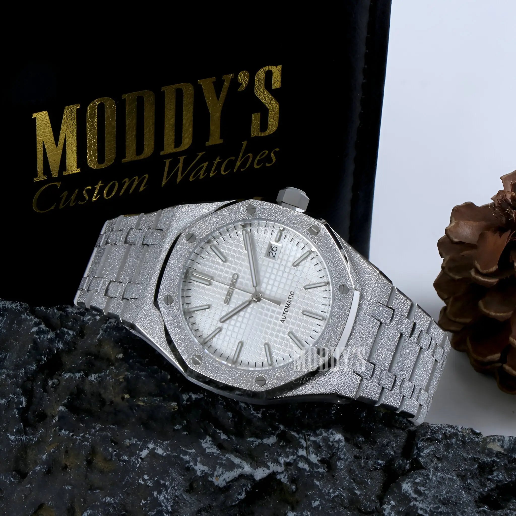 Royal Seikoak White Iced-Out Watch with NH35 Automatic