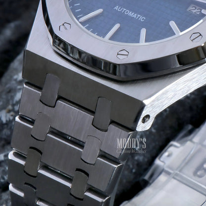 Royal Oak mod Seiko NH35 automatic watch with blue dial