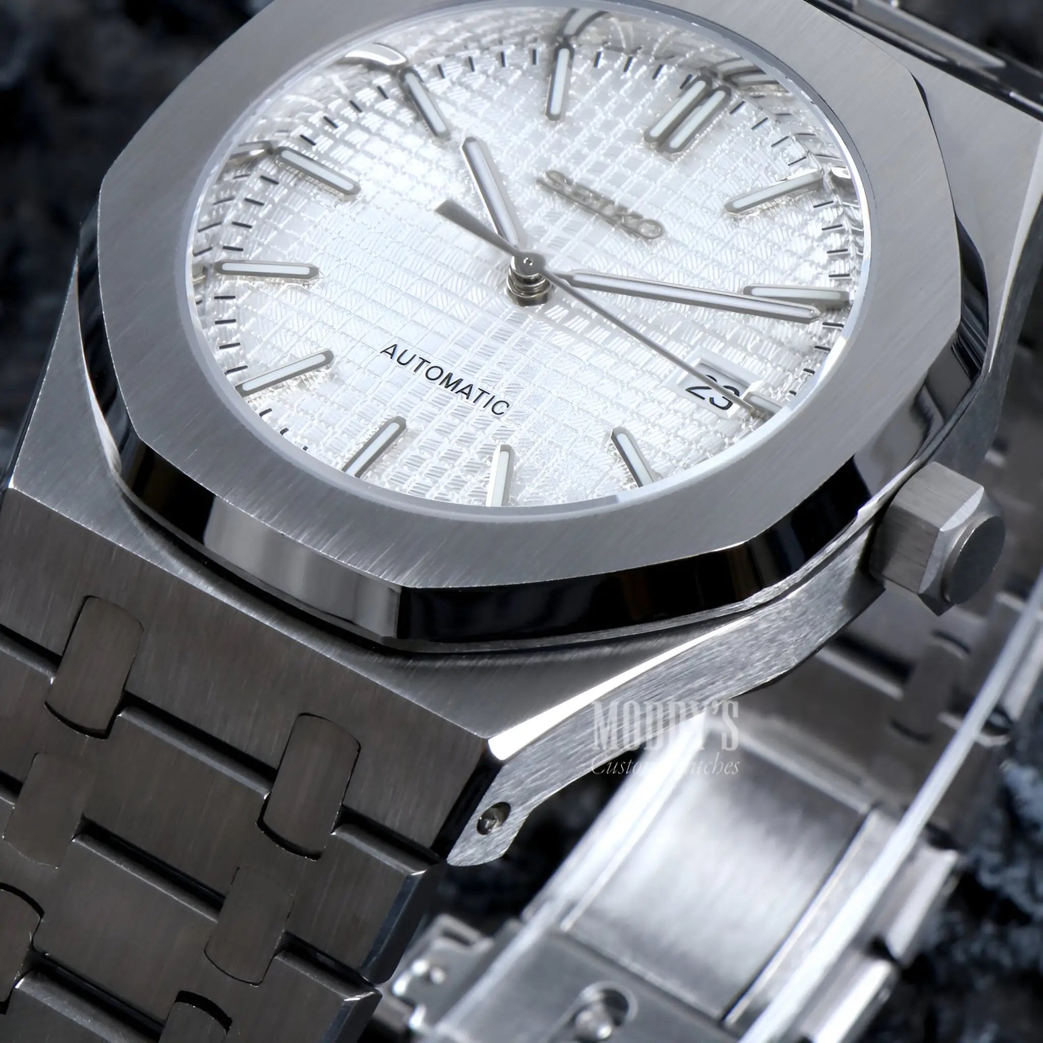 Royal Oak mod watch with Seiko NH35 automatic, water resistance