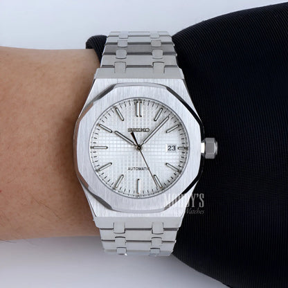 Royal Seikoak white Seiko NH35 automatic with textured dial