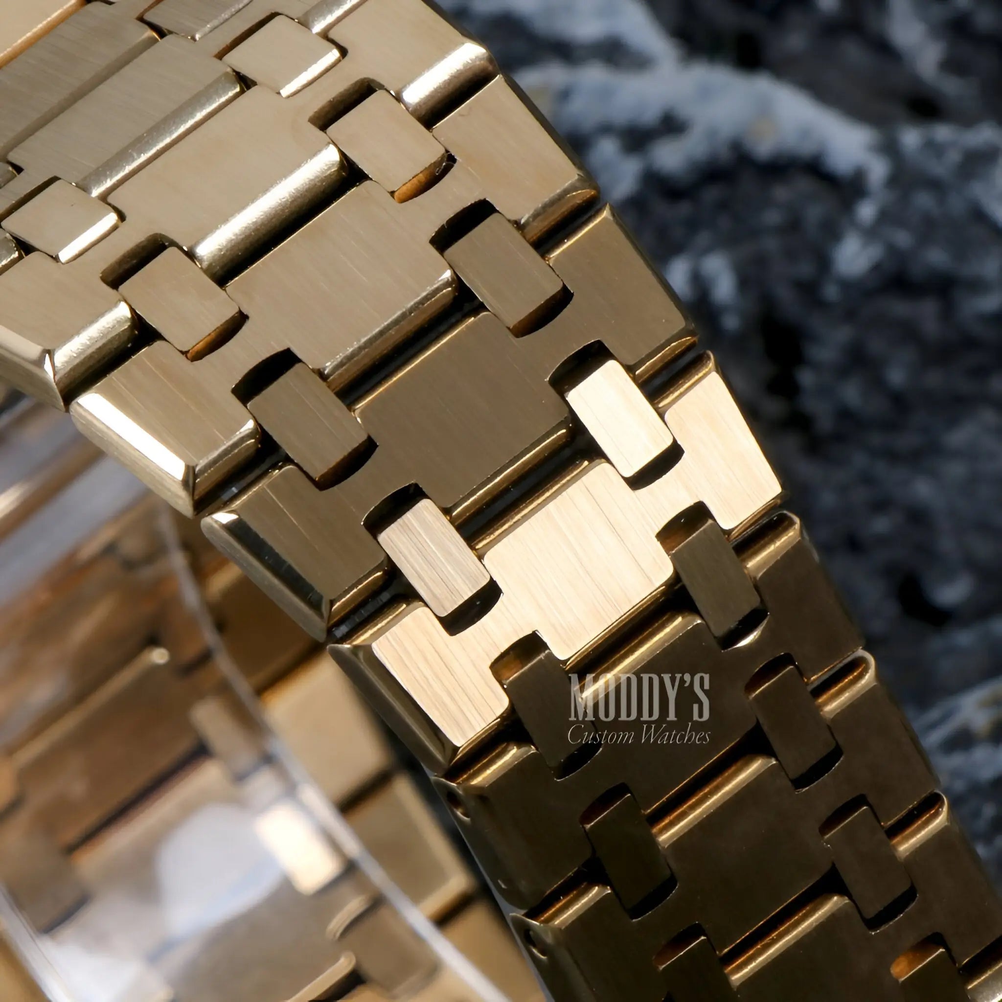 Gold woven watch band for Royal Seikoak | Yellow Gold with Seiko NH35 automatic