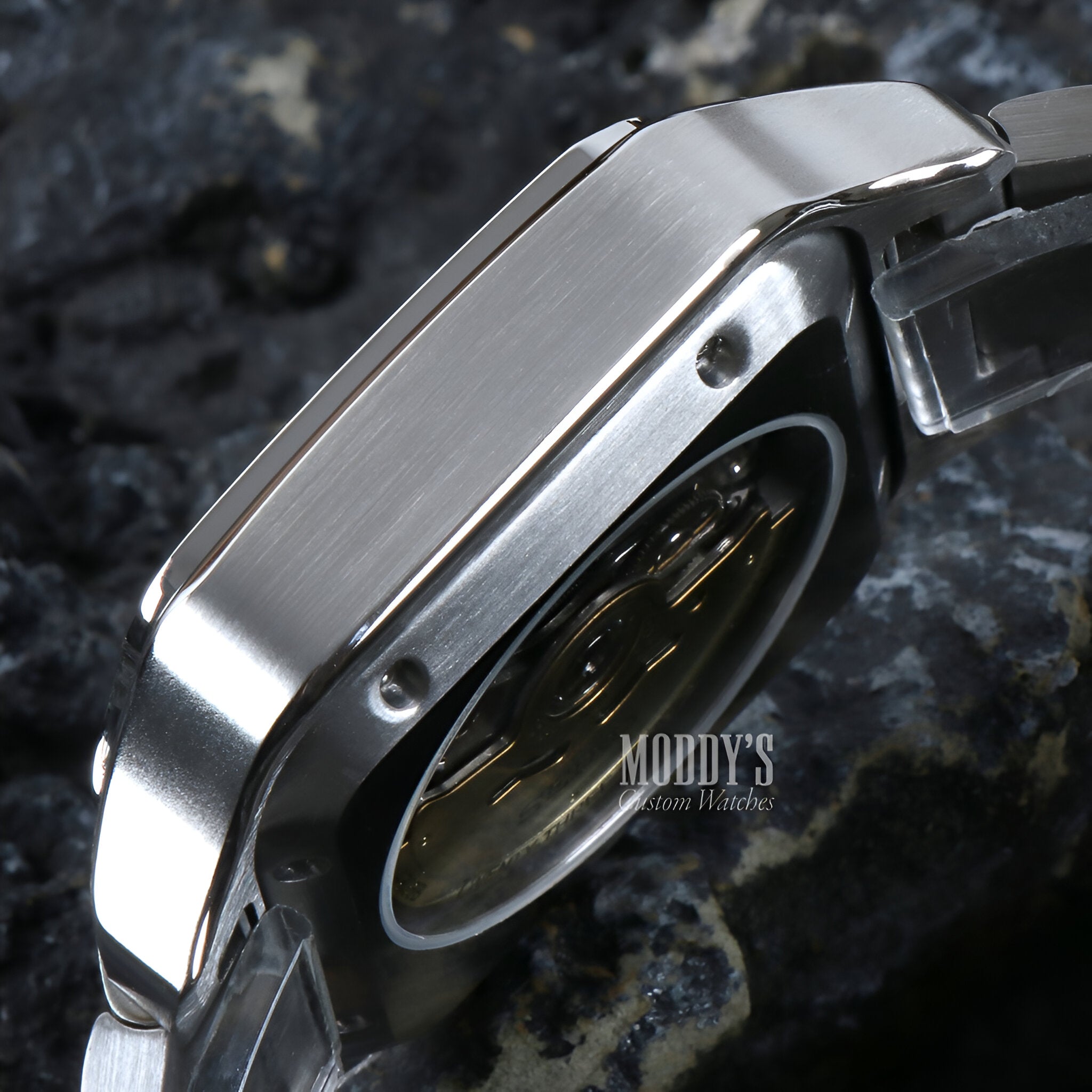 Santeiko | White Fck 9 to 5