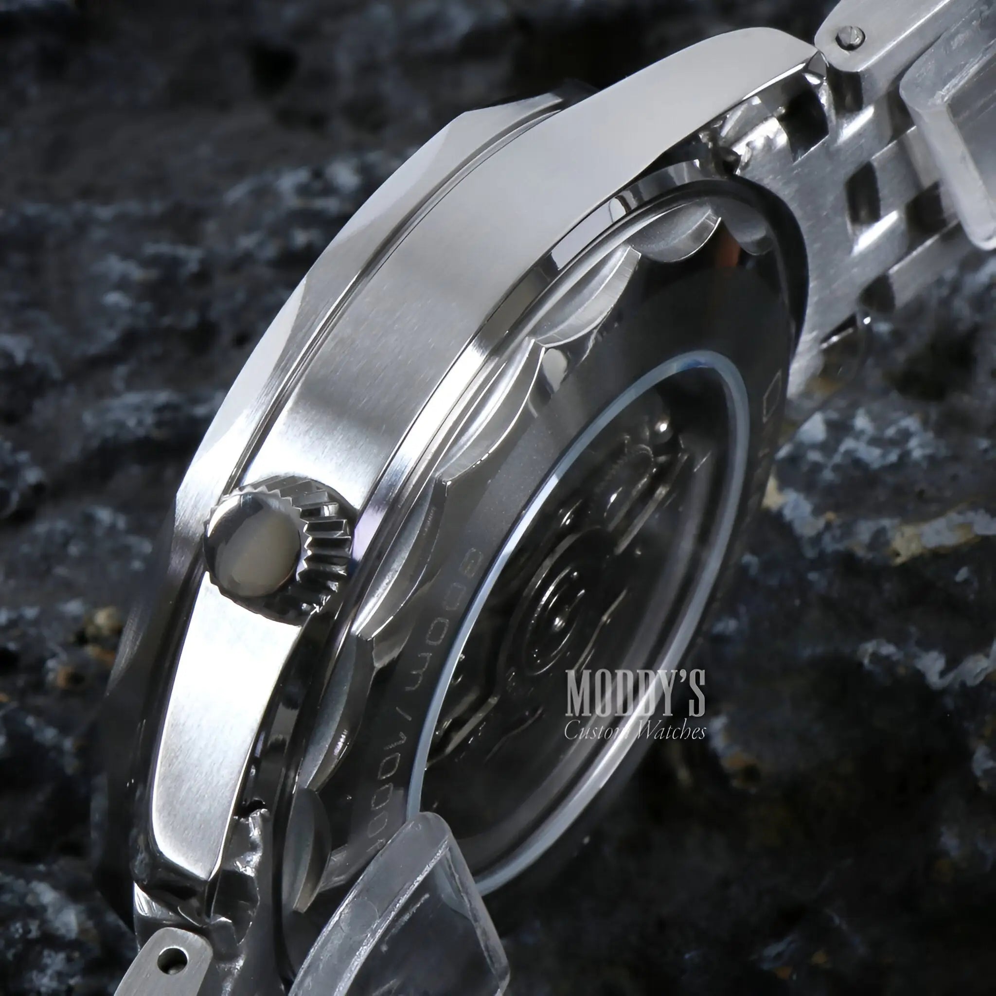 Seiko Mod Seamaster: Silver stainless steel watch with Seiko NH35 automatic movement and blue dial