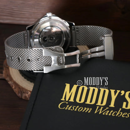 Seiko mod Seamaster with NH35 automatic and iconic design