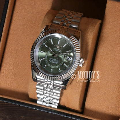 Seikojust Sky Dweller mint green Rolex Sea-Dweller watch