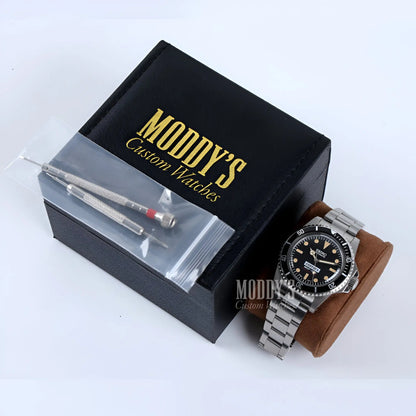 Seiko mod submariner vintage watch with stainless steel band and black dial