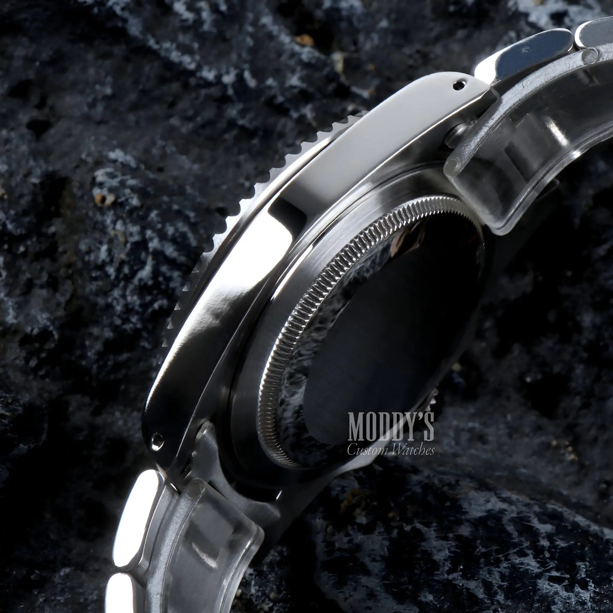 Seiko mod submariner vintage watch with silver stainless steel case, black dial, luminous hands