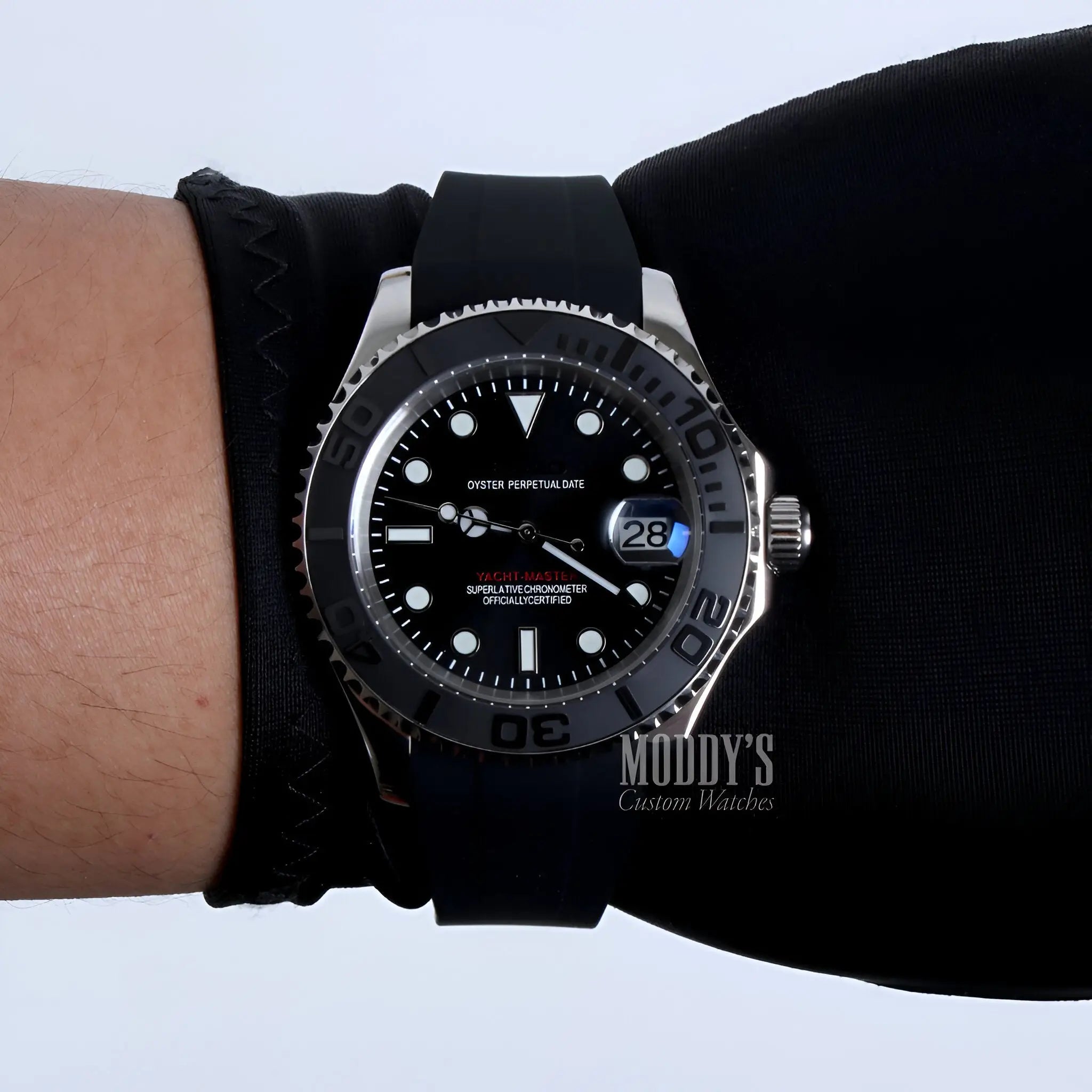 Seikomariner Black rubber watch with Seiko NH35 automatic movement