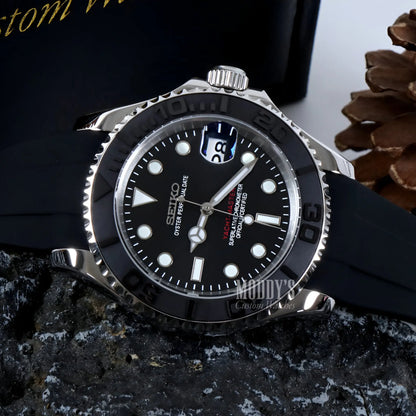 Black Seiko NH35 automatic diver watch with stainless steel case and rubber strap