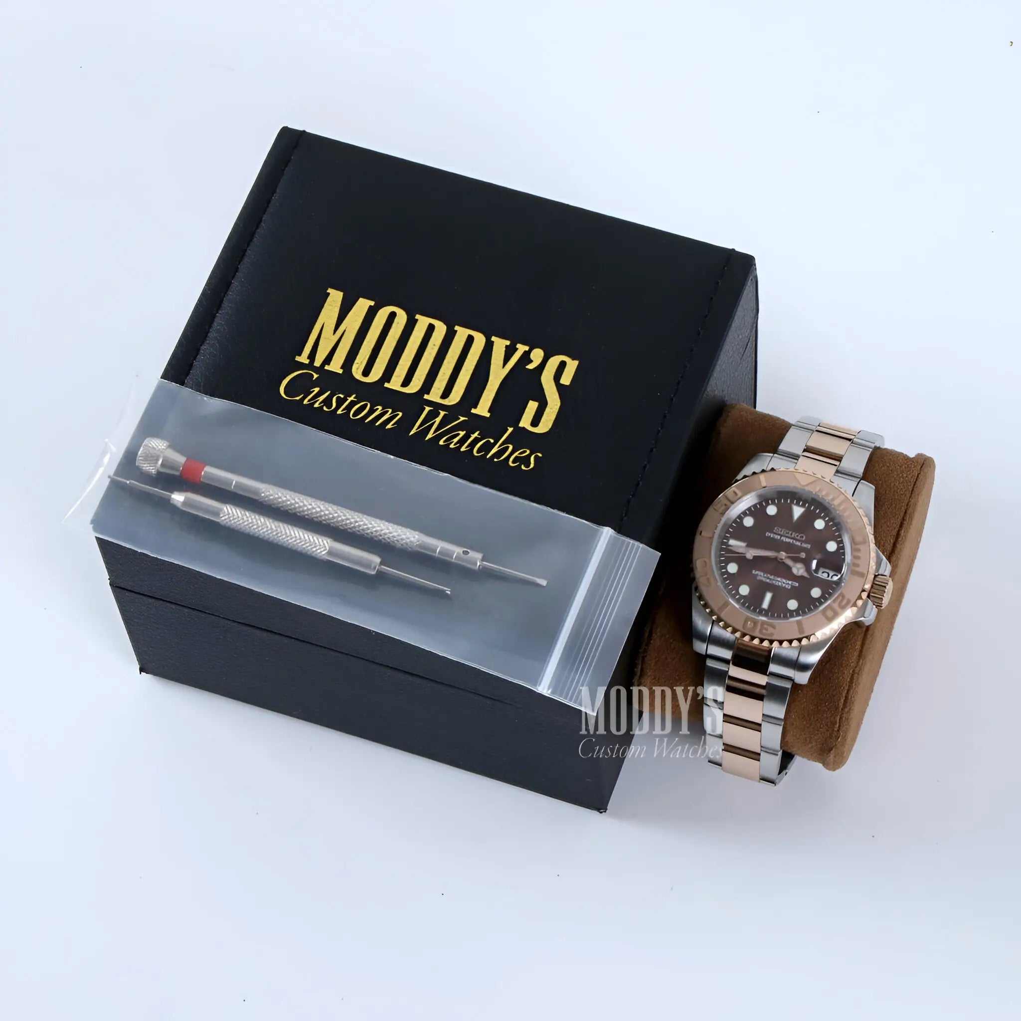 Seiko NH35 automatic two-tone watch with 316L stainless steel