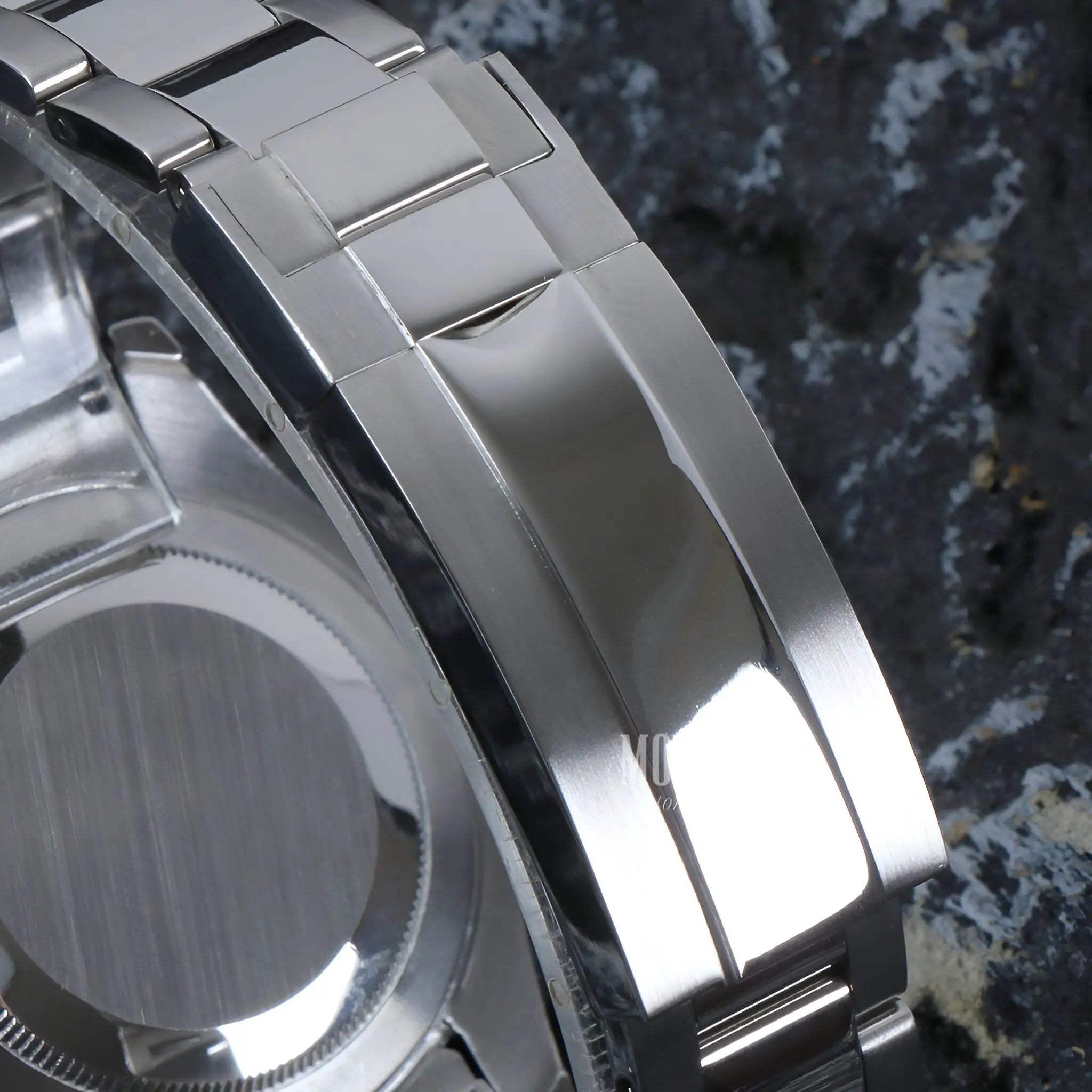 Seiko mod yacht-master with stainless steel brushed finish and silver dial