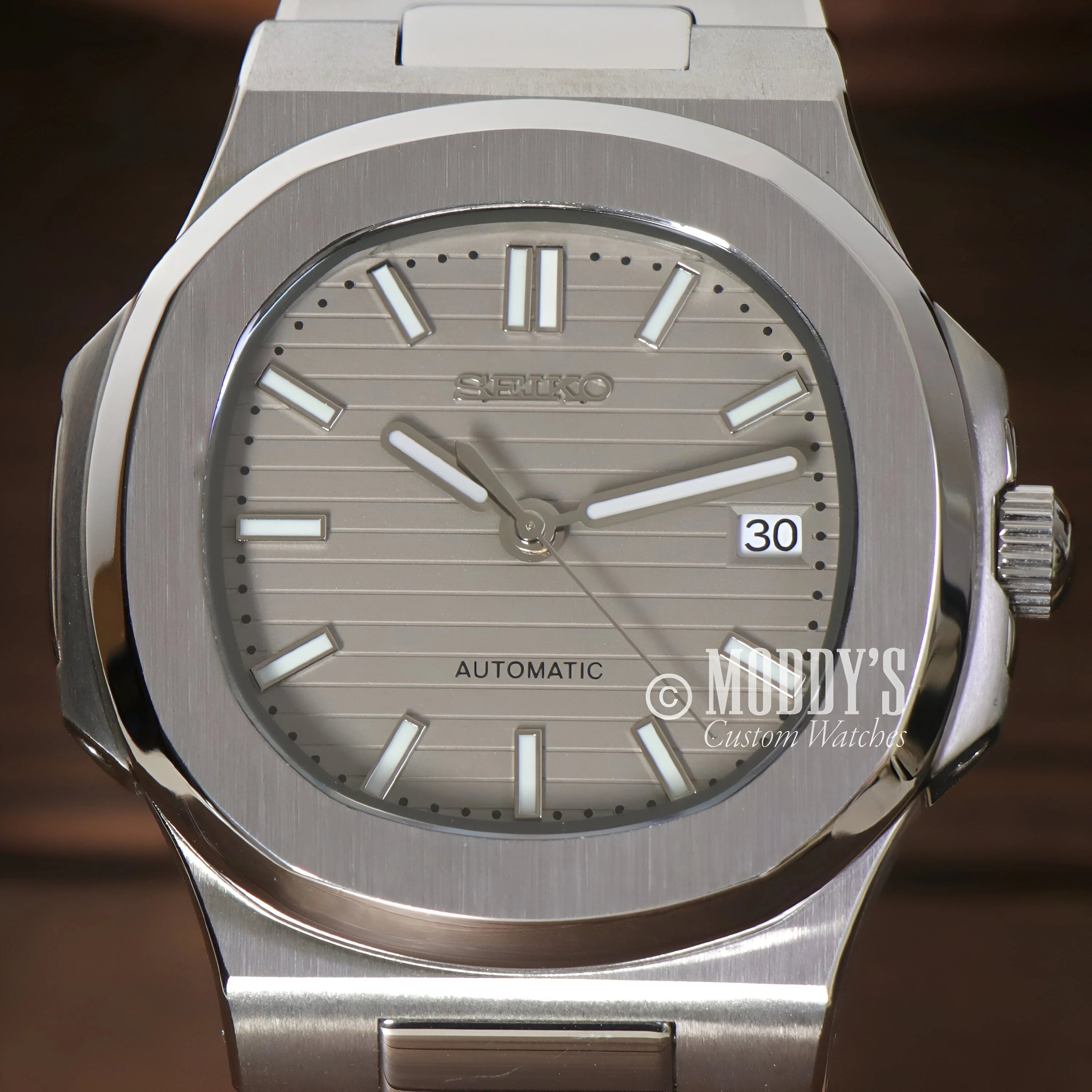 Stainless Steel Seiko Automatic Watch with Grey Dial in Mod Nautilus Cream Design