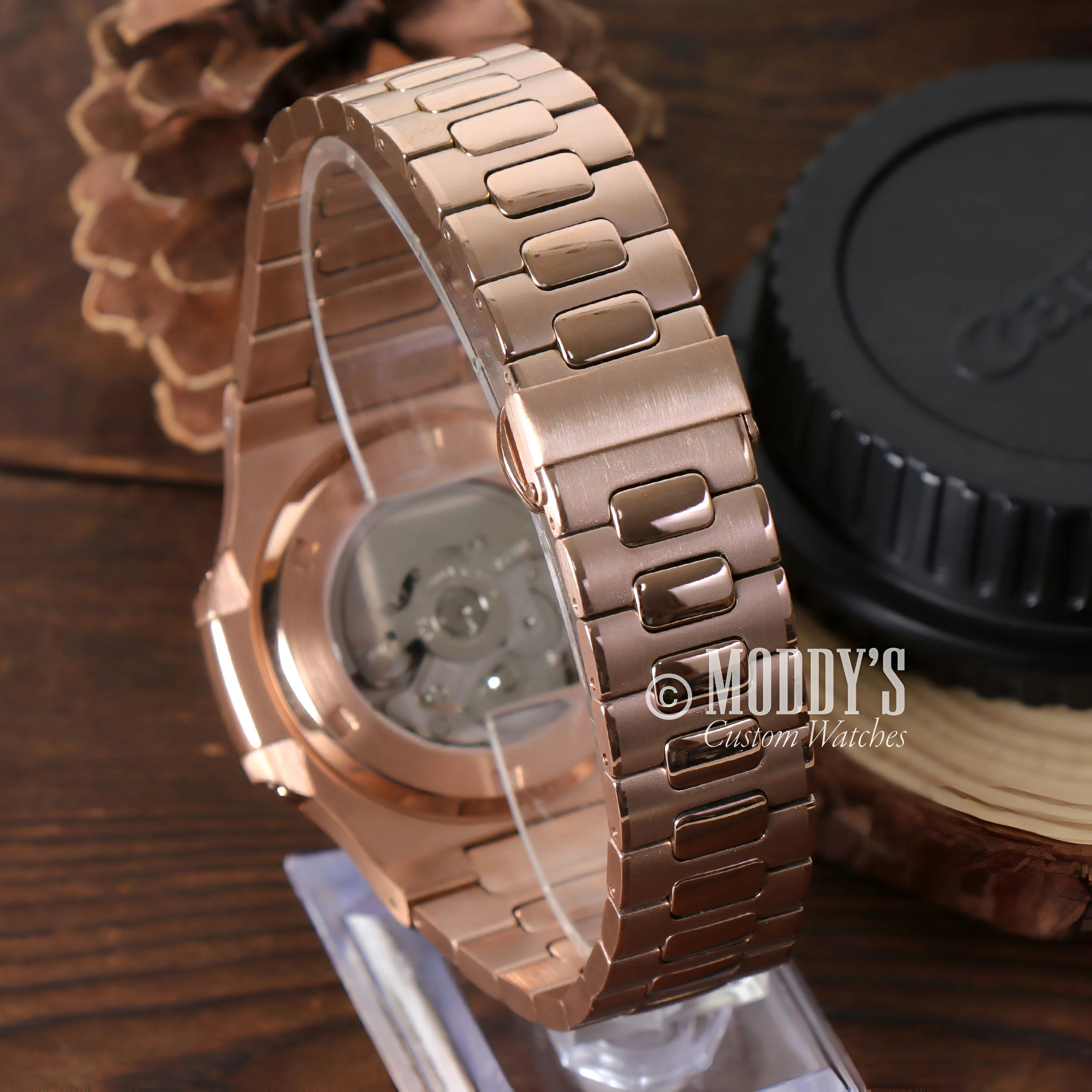 Rose gold metal watch band with rectangular links for Seiko Mod Santos