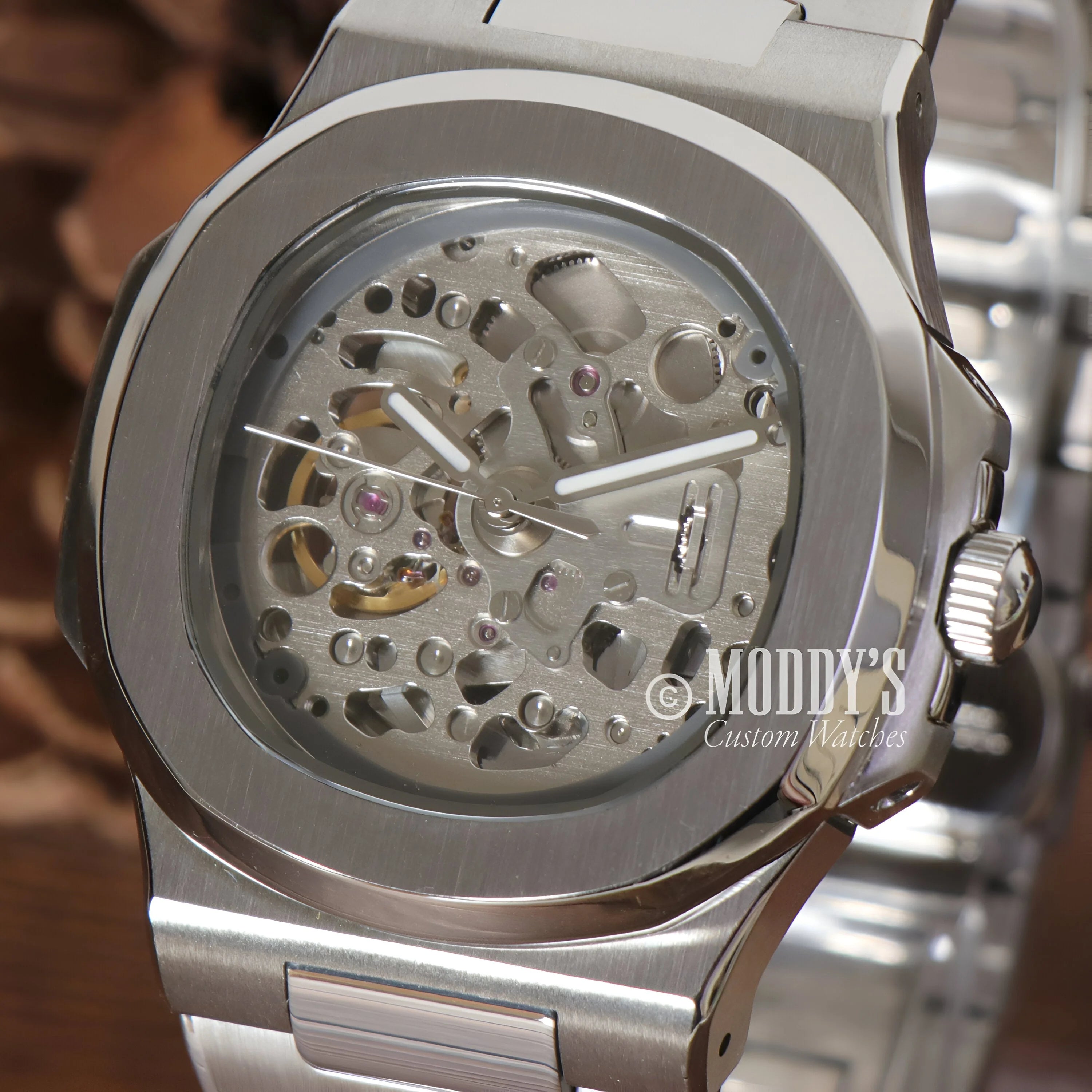 Nautiko Skeleton luxury watch with 904L stainless steel and NH70 automatic movement