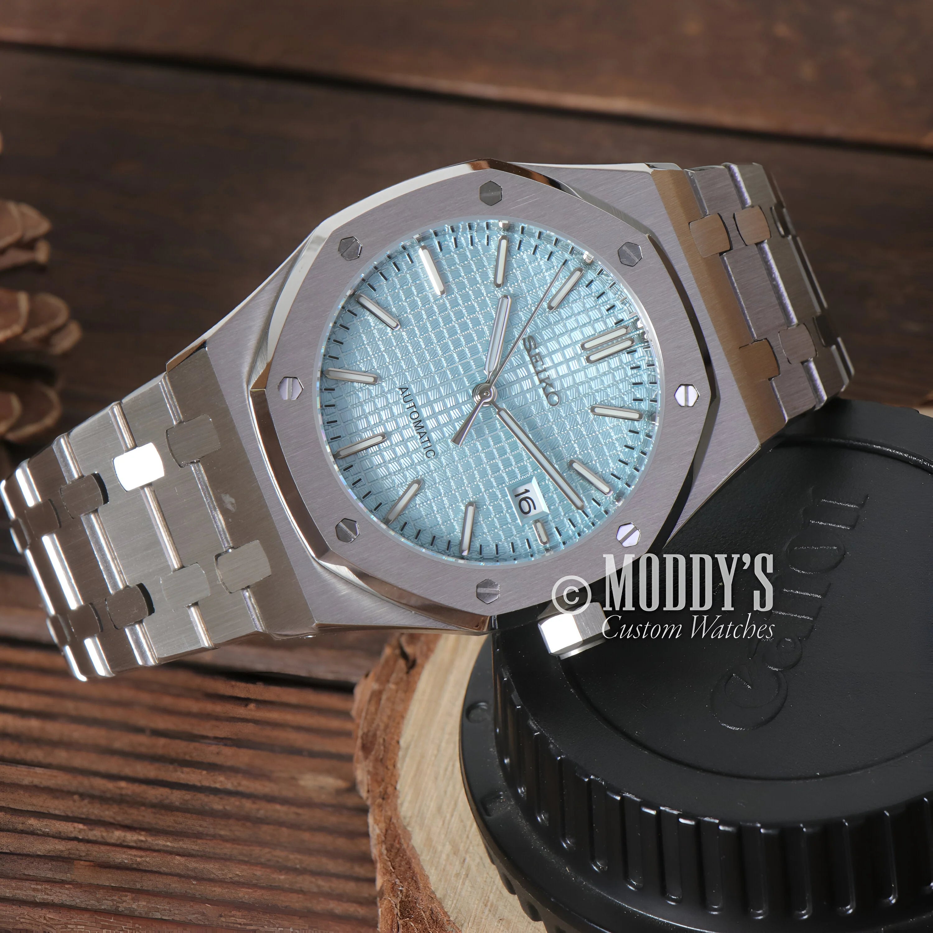 Luxury Seiko Mod Royal Oak Wristwatch With Light Blue Dial And Octagonal Bezel