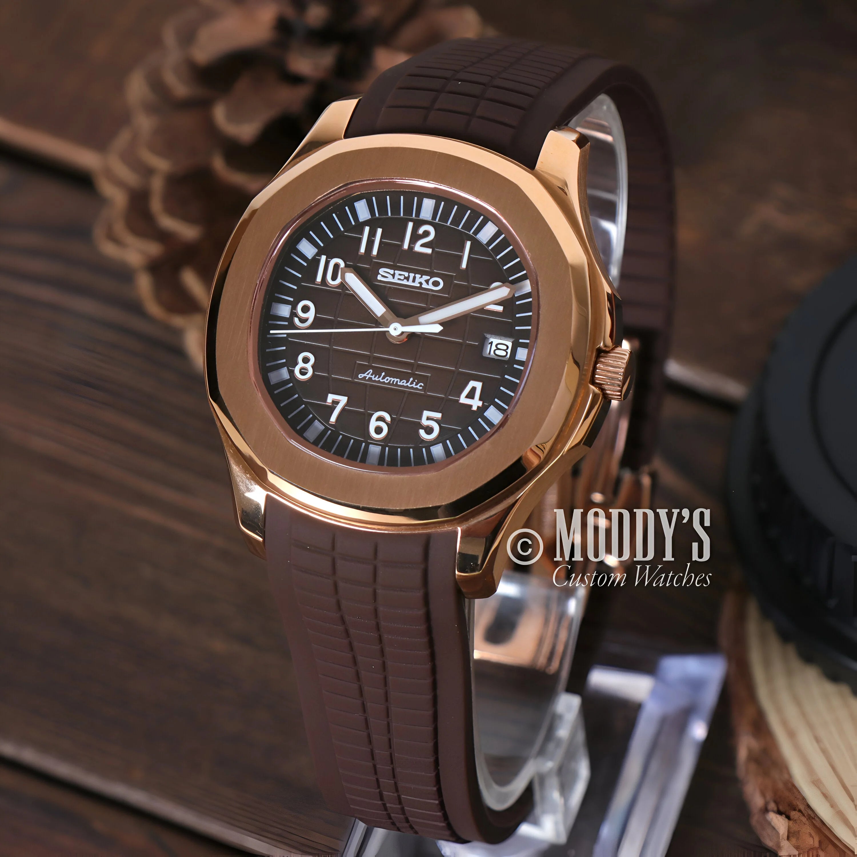Seiko Mod: Gold-toned Seikonaut Brown (rose Gold) Watch With Black Dial And Brown Rubber Strap