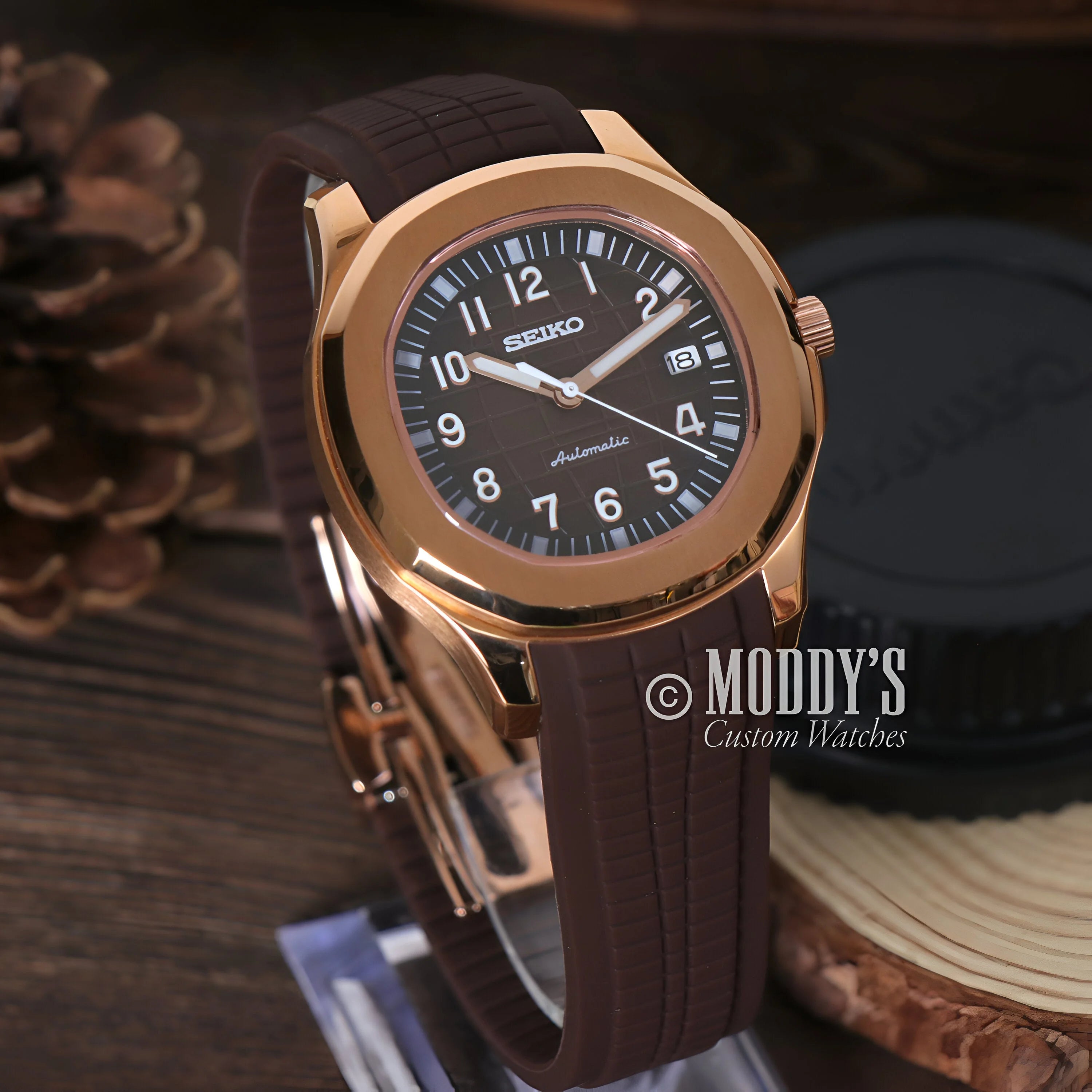 Seiko Mod: Seikonaut Brown (rose Gold) Wristwatch With Gold Case & Brown Leather Strap