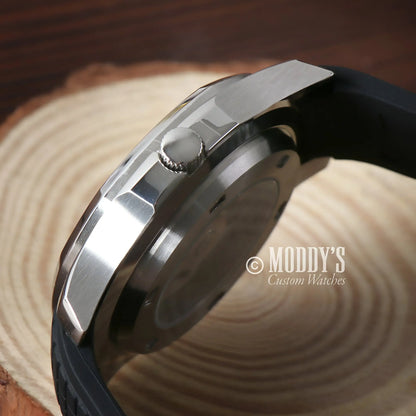 Silver wristwatch with black band, featuring Seiko NH35 automatic movement in Seikonaut