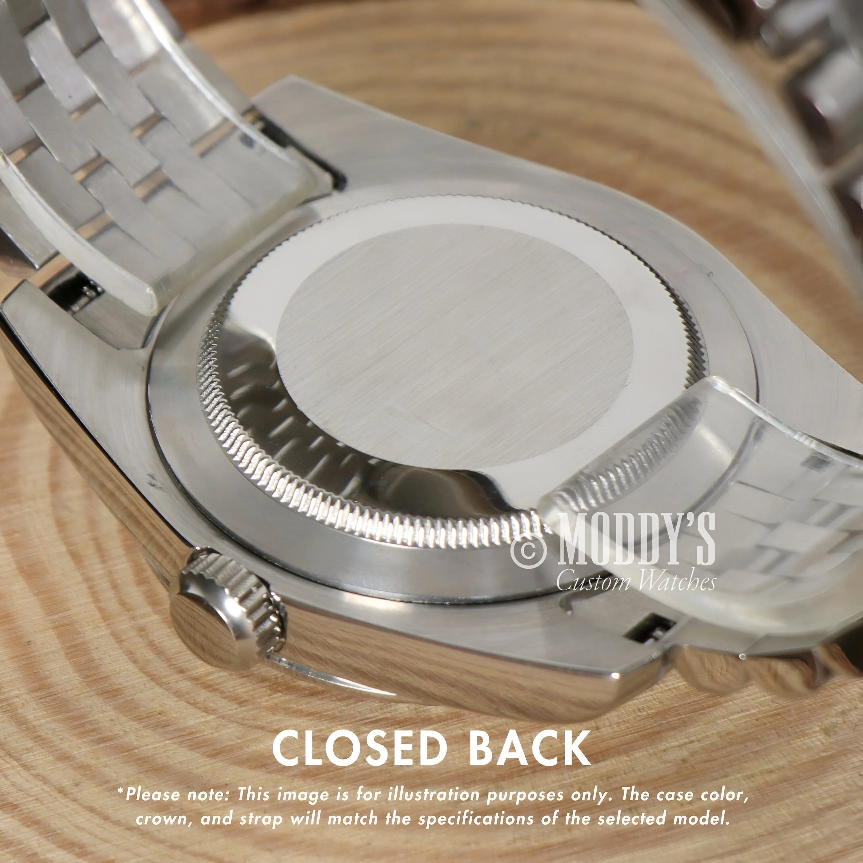 Closed back of Seikojust Wimbledon Two Tone watch showcasing textured surface and fluted edge